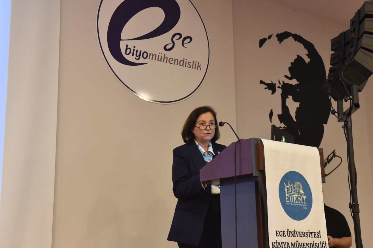 ++Doç. Dr. Canan Uras