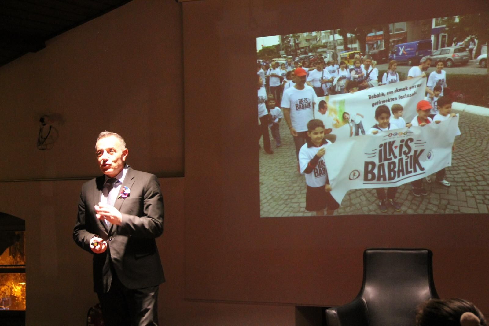 Efes Selçuk'ta Babalar Için Kritik Seminer (1)