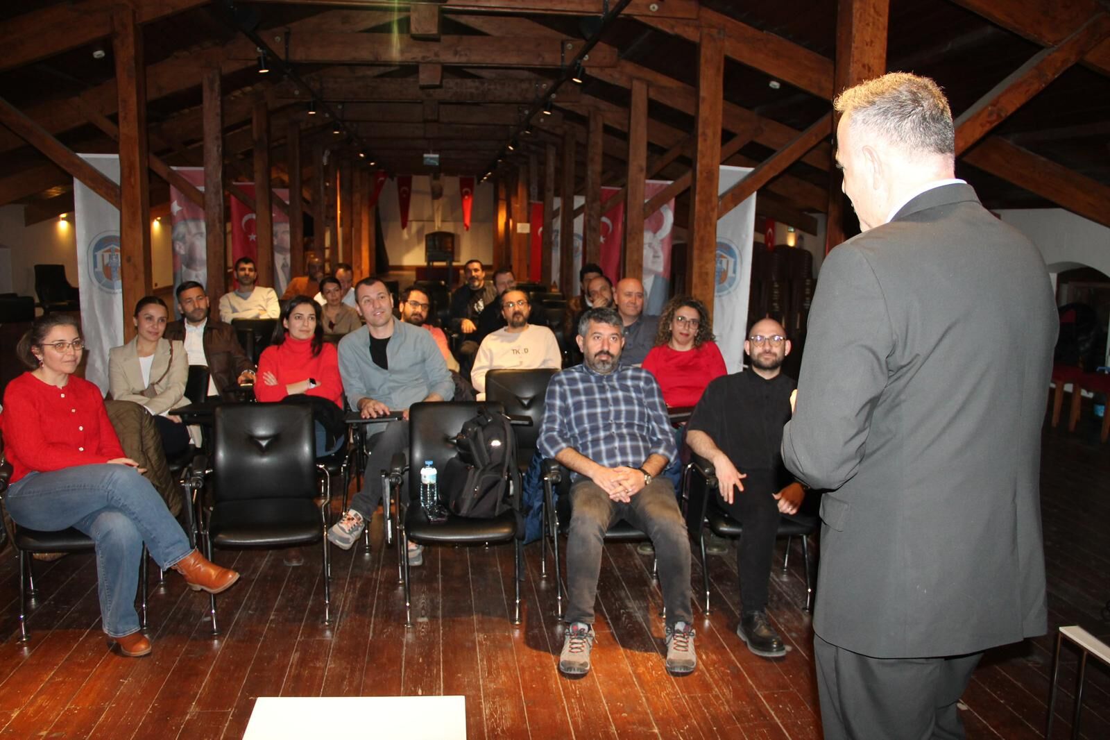 Efes Selçuk'ta Babalar Için Kritik Seminer (4)