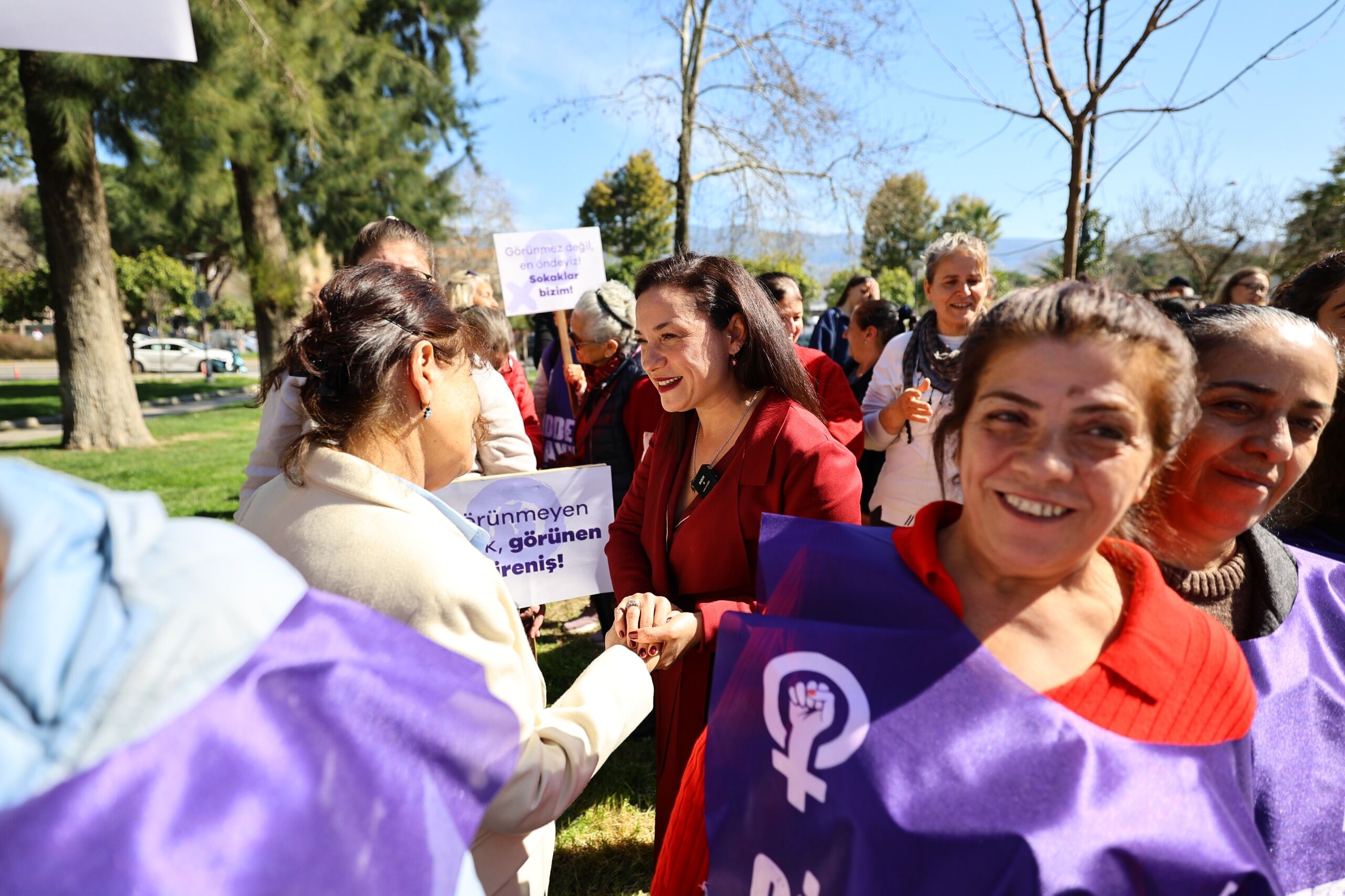 Efes Selçuk’ta Kadınlar Sokakları Salladı (5)