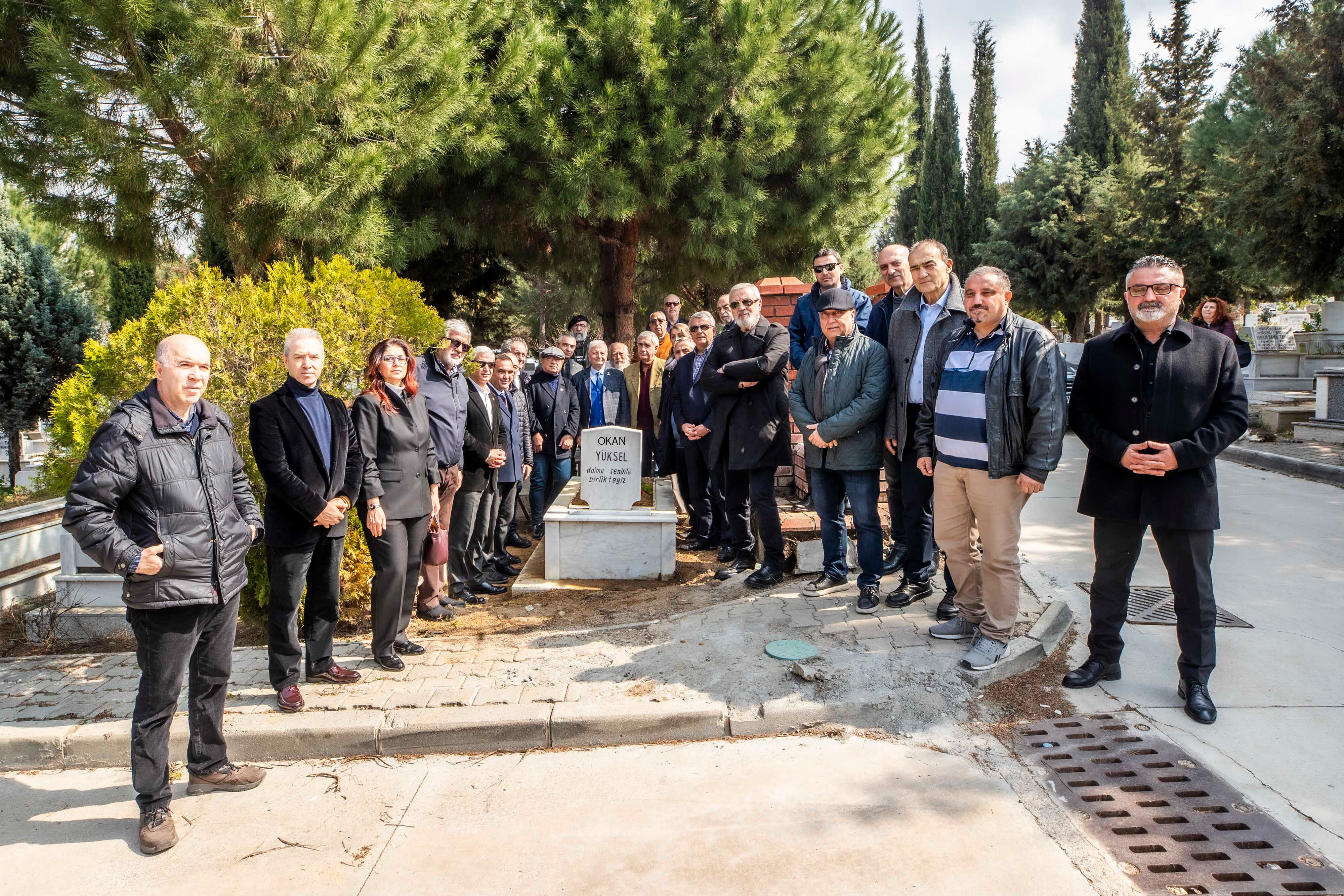 Gazeteci Okan Yüksel Vefatının Birinci Yılında Mezarı Başında Anıldı-1