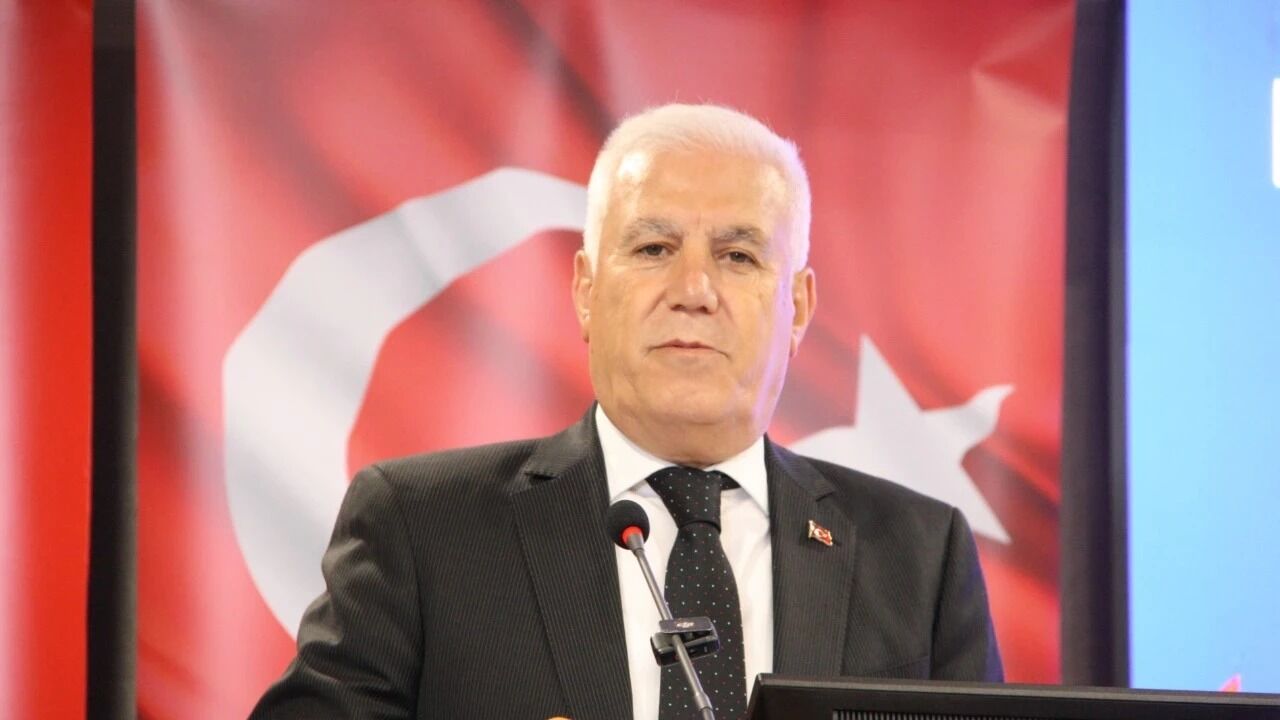 Gözaltındaki Mustafa Bozbey'den Ilk Mesaj