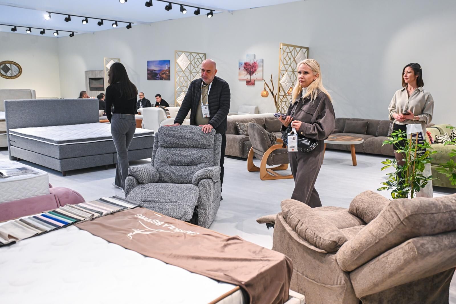 İzfurnex 2026 Kapılarını Açtı (2)-1