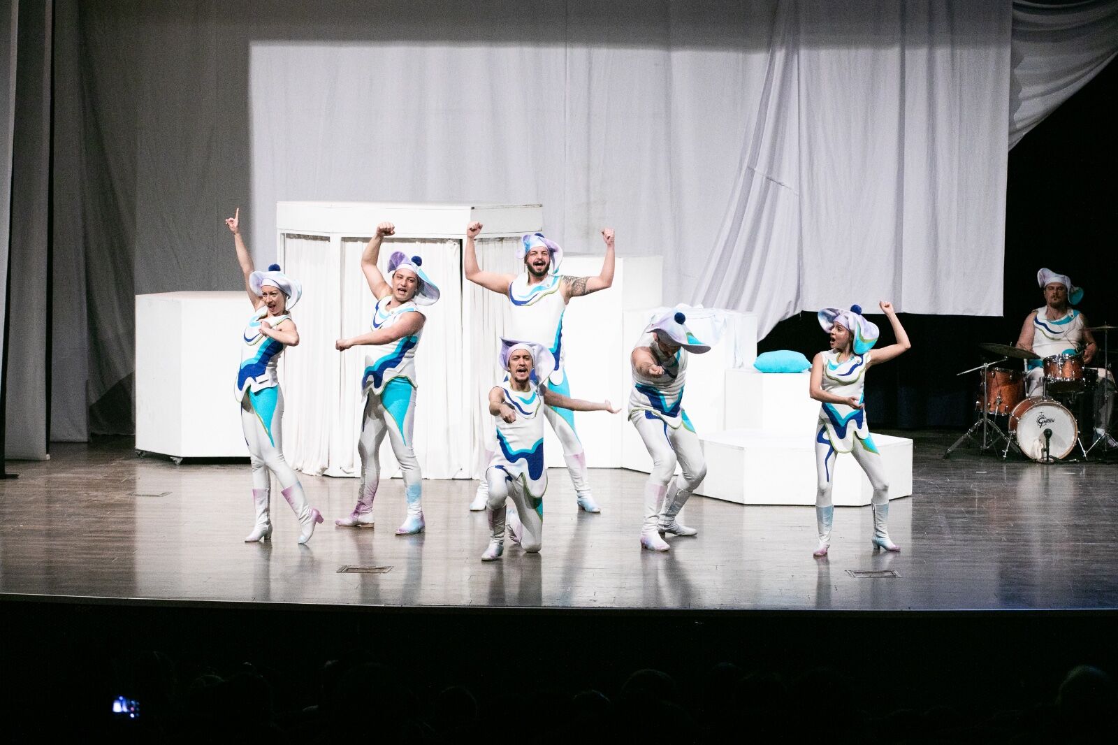 İzmir Büyükşehir Belediyesi Şehir Tiyatroları, Turne Programı Kapsamında Çocuk Oyununu Bu Kez Torbalı’da Sahneye Taşıdı. (2)