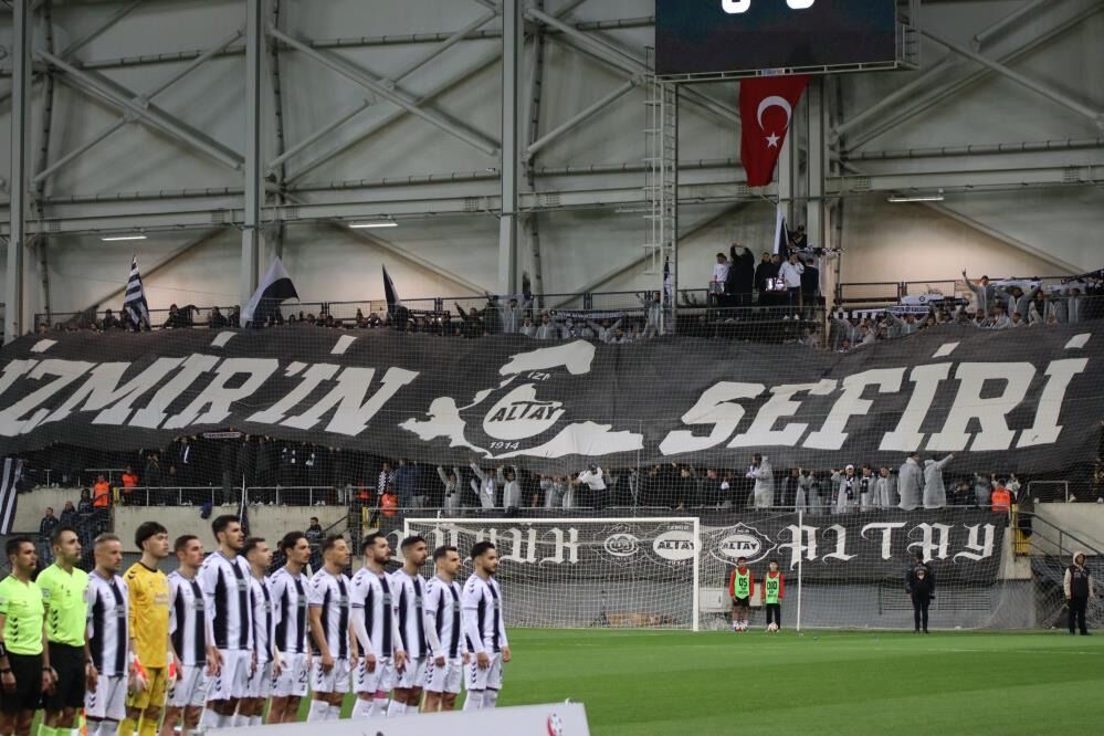 İzmir Derbisinde Karşıyaka Fırtınası 222