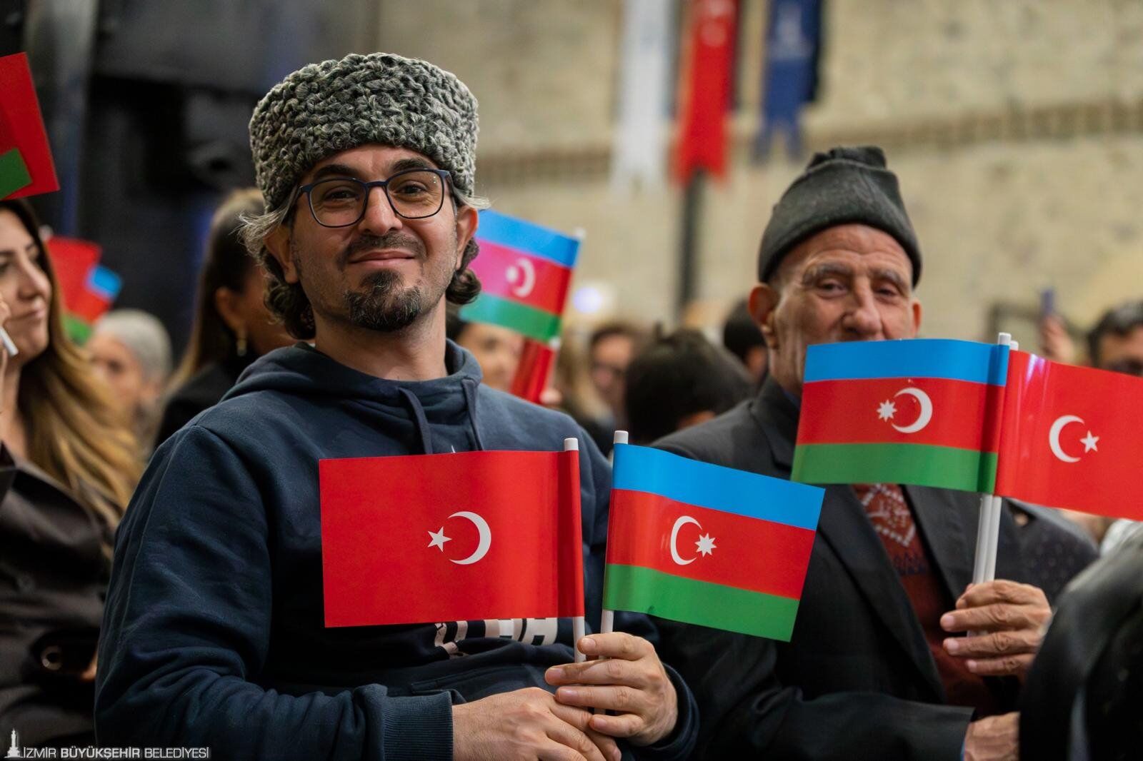 İzmir'de Azerbaycan Rüzgarı 33