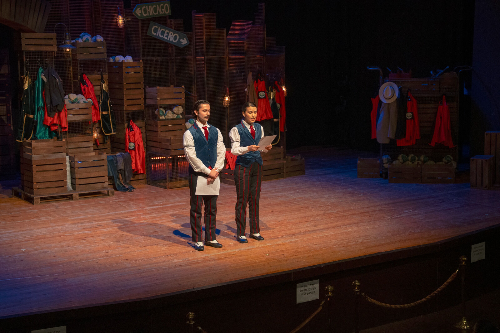 İzmir’de Dünya Tiyatro Günü Sahnede Kutlandı (7)