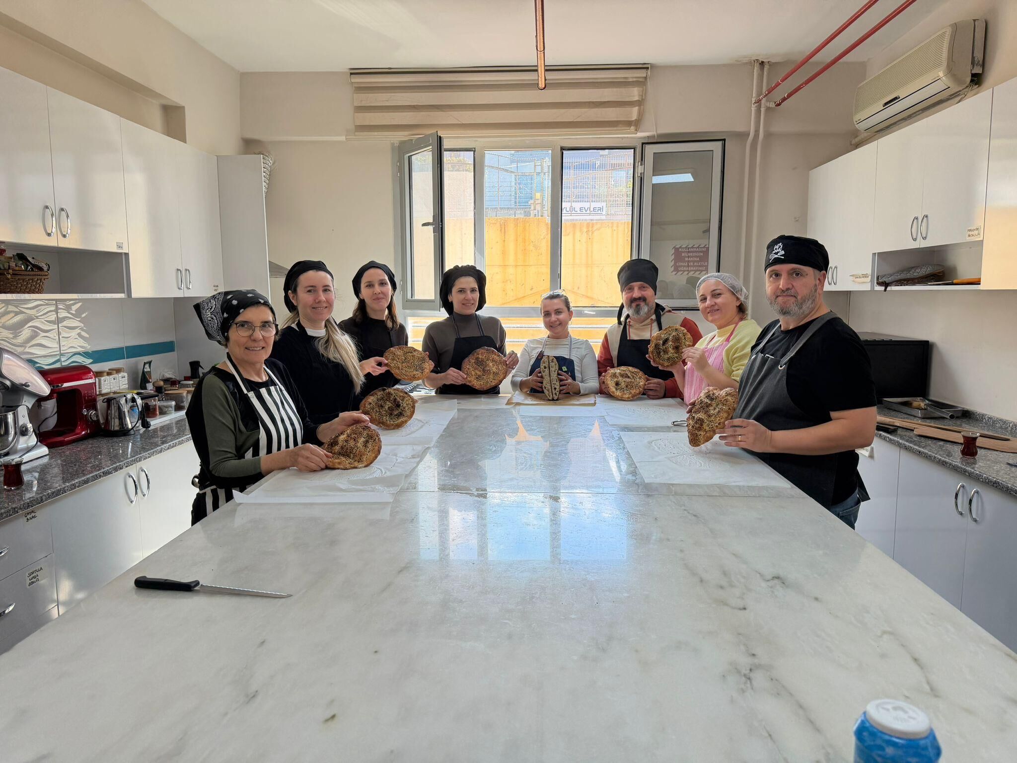 İzmir’de Ramazan, Paylaşma Ve Dayanışma Ruhu Ile Yaşandı (4)