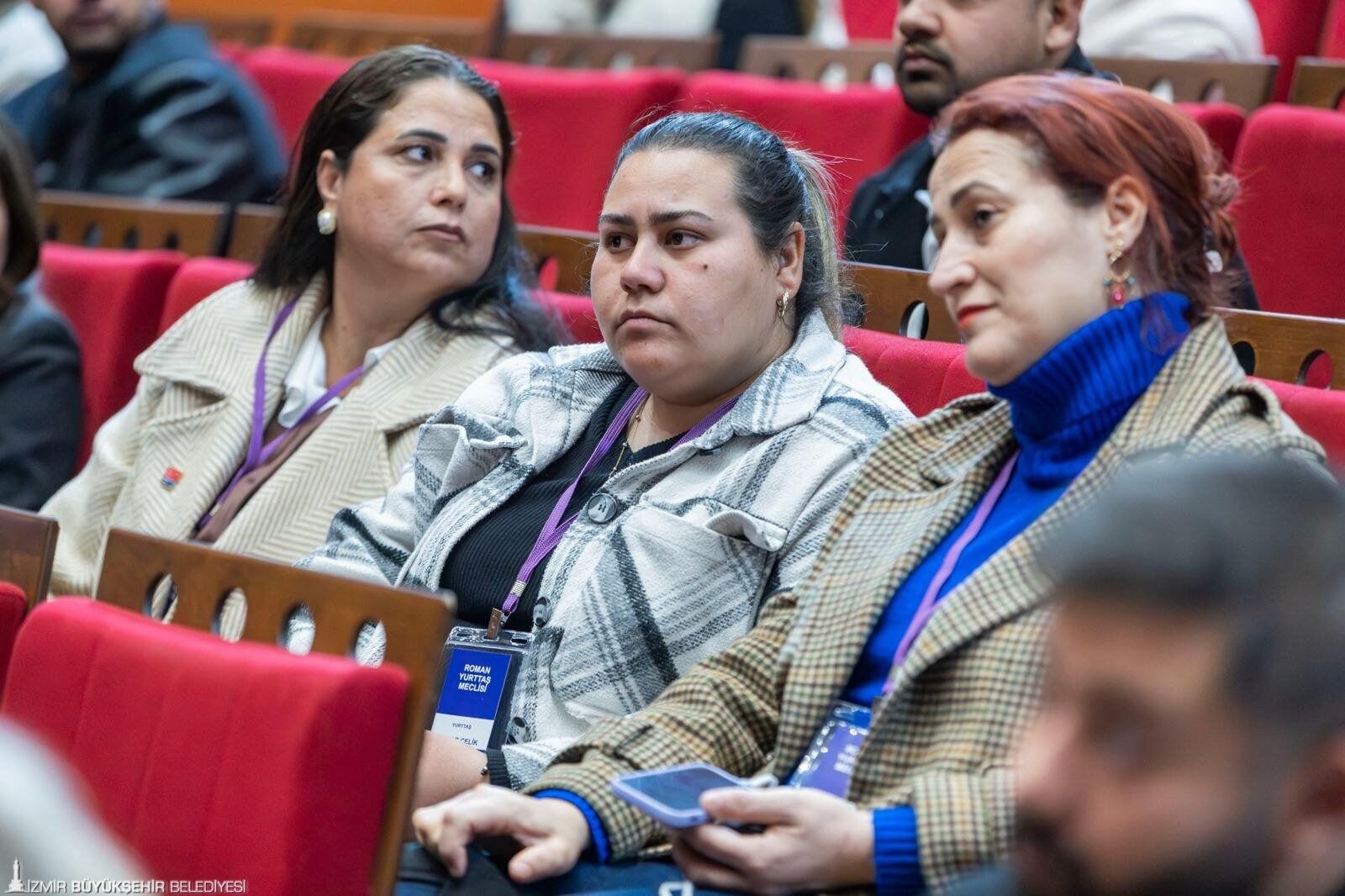 İzmir’de Roman Yurttaş Meclisi Kuruldu 333