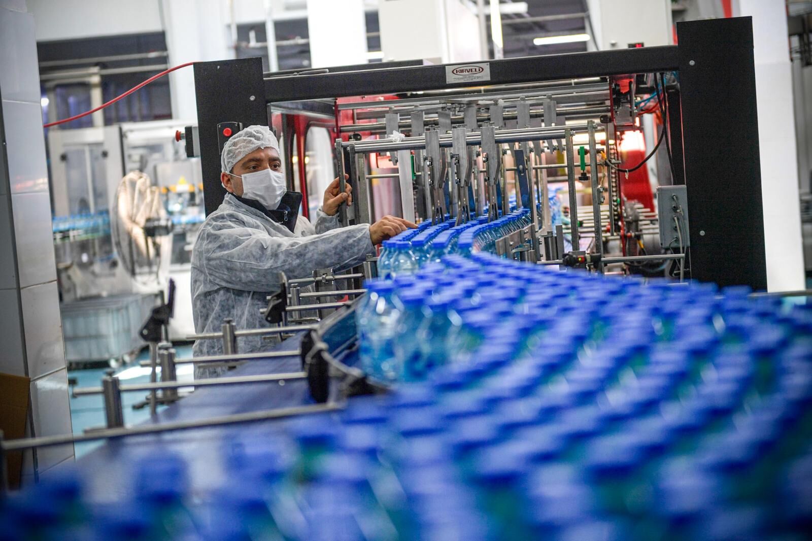 İzmir’in Suyu Yeni Yüzüyle Raflarda (1)