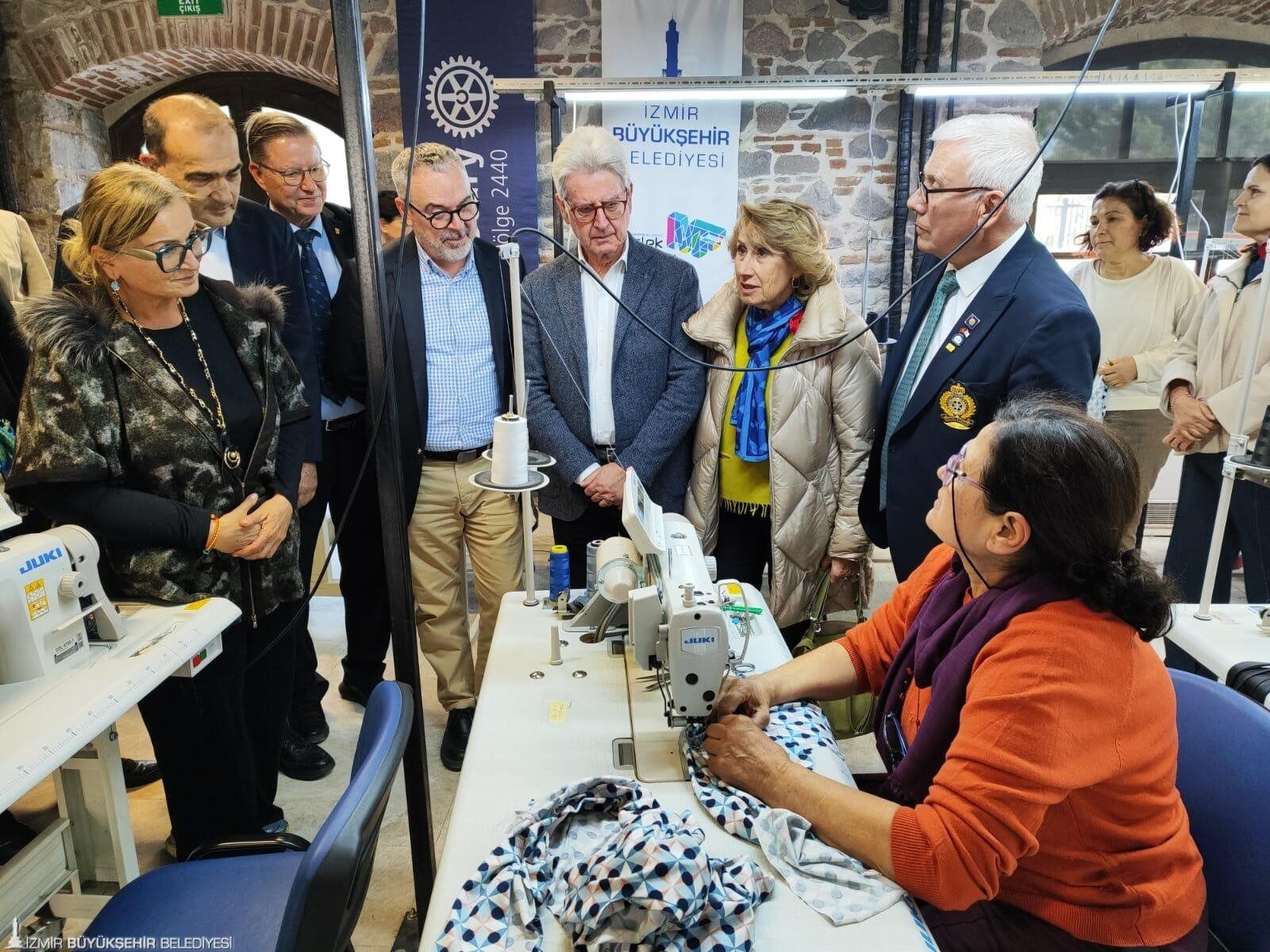 İzmirli Kadınların Yeteneğini Dünyaya Gösteriyor 22