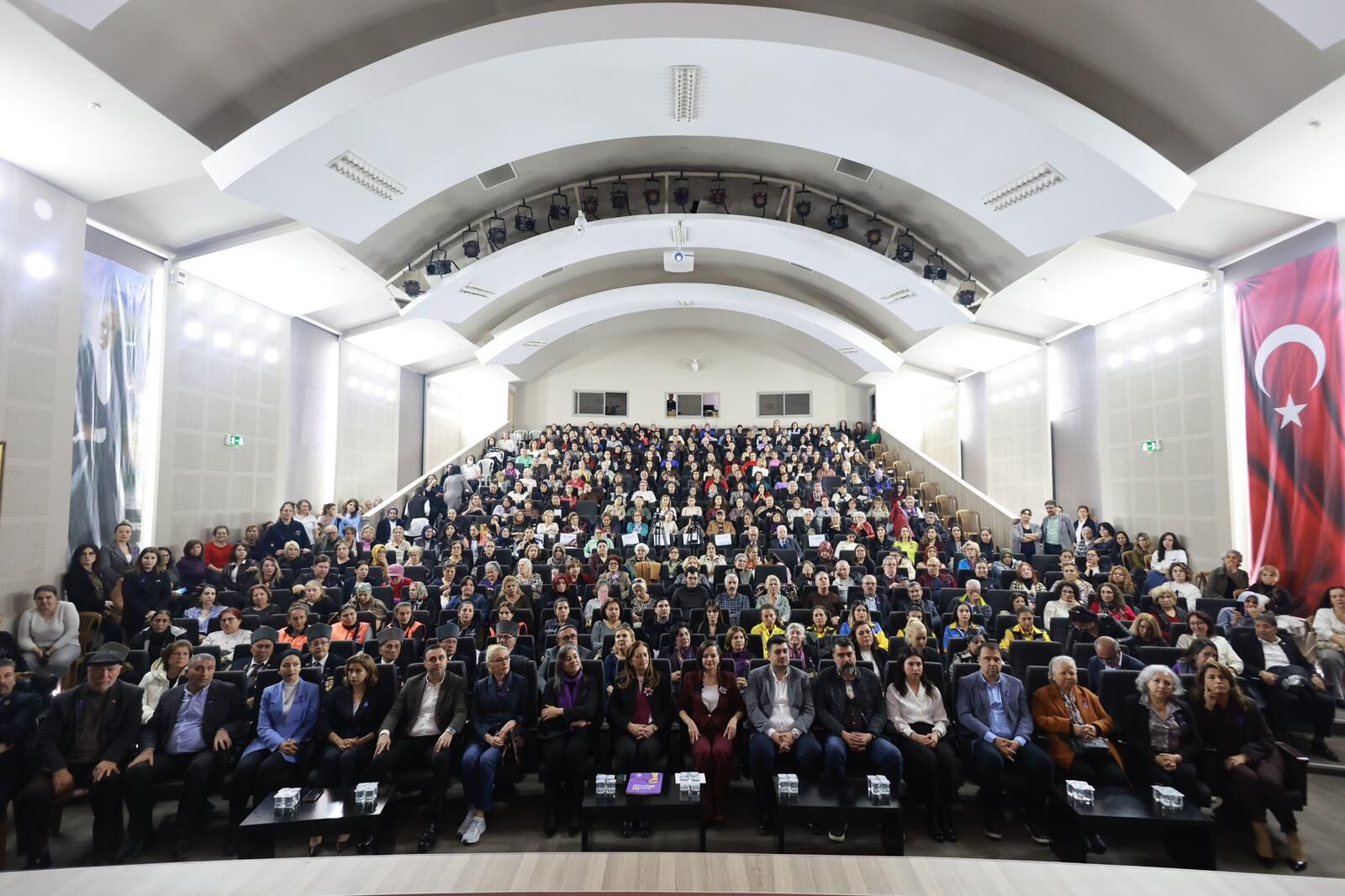 Karabağlar’da Eşitlik Ve Dayanışma Masaya Yatırıldı (1)