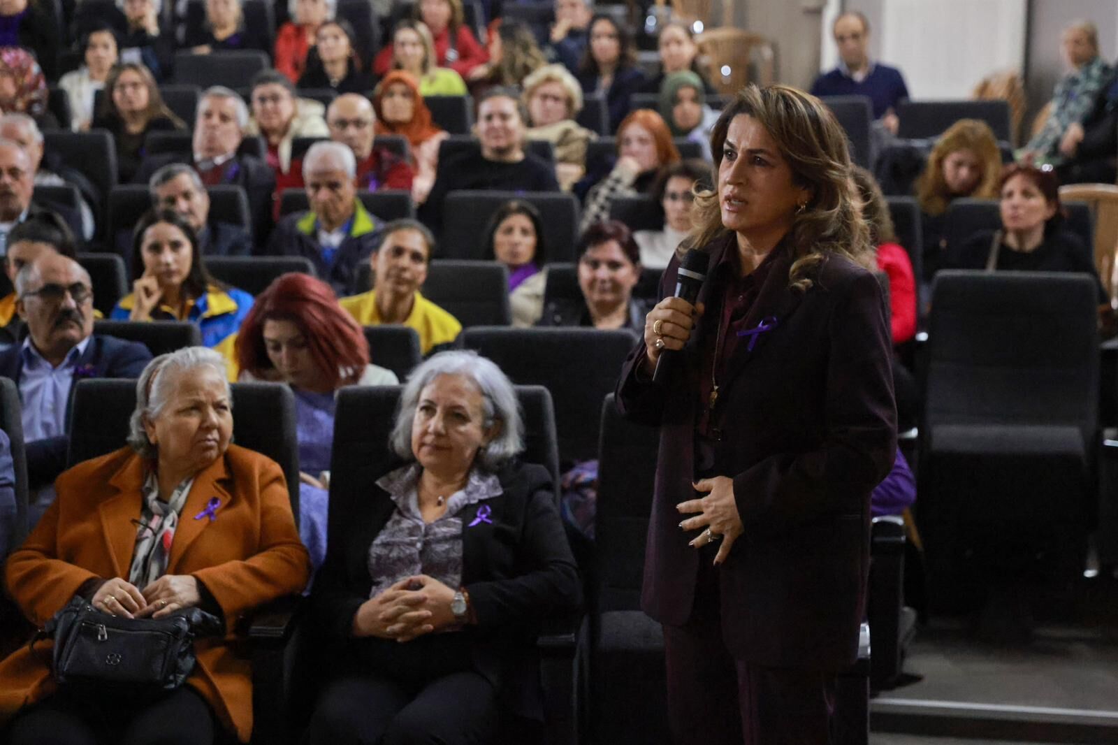 Karabağlar'da Kadın Ve Demokrasi Forumu (2) (1)