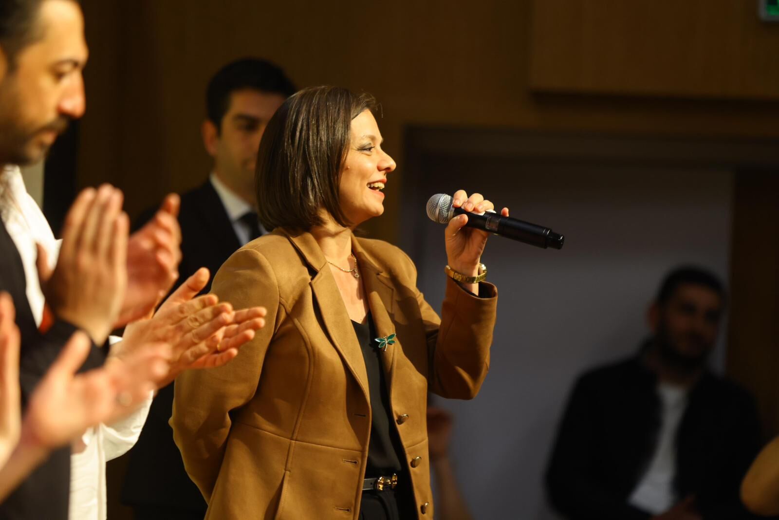 Karabağlar’da Tiyatro Coşkusu Dünya Tiyatrolar Günü’nde Yaşandı (3)