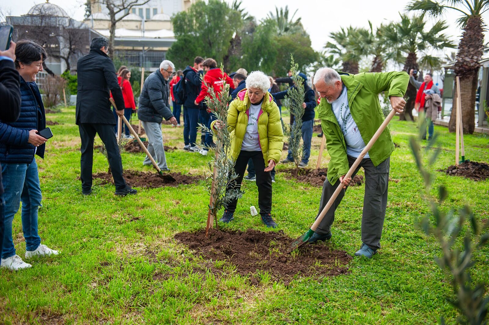 Karşıyaka’da Hatıra Ormanı (10)