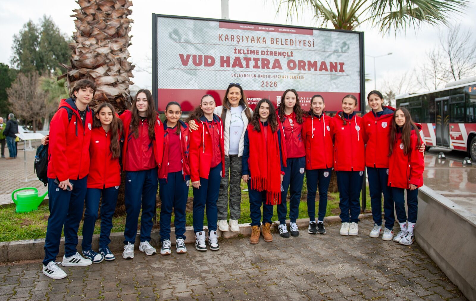 Karşıyaka’da Hatıra Ormanı (3)