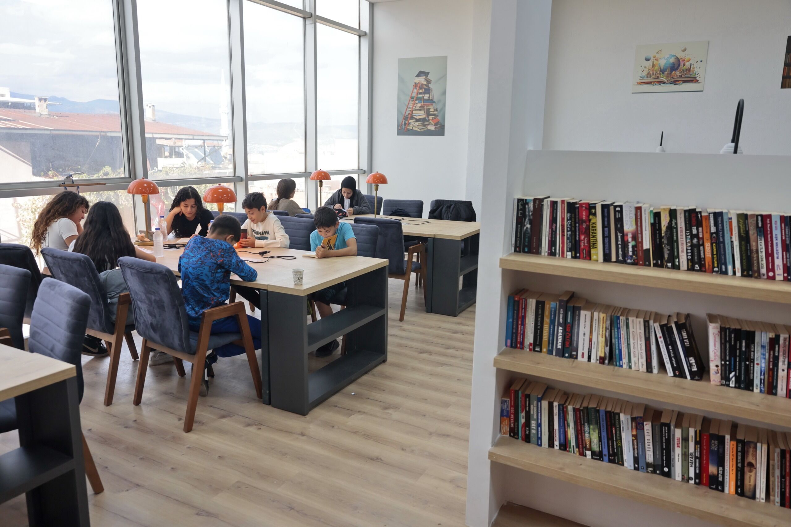 Konak Belediyesi Kütüphane (1)