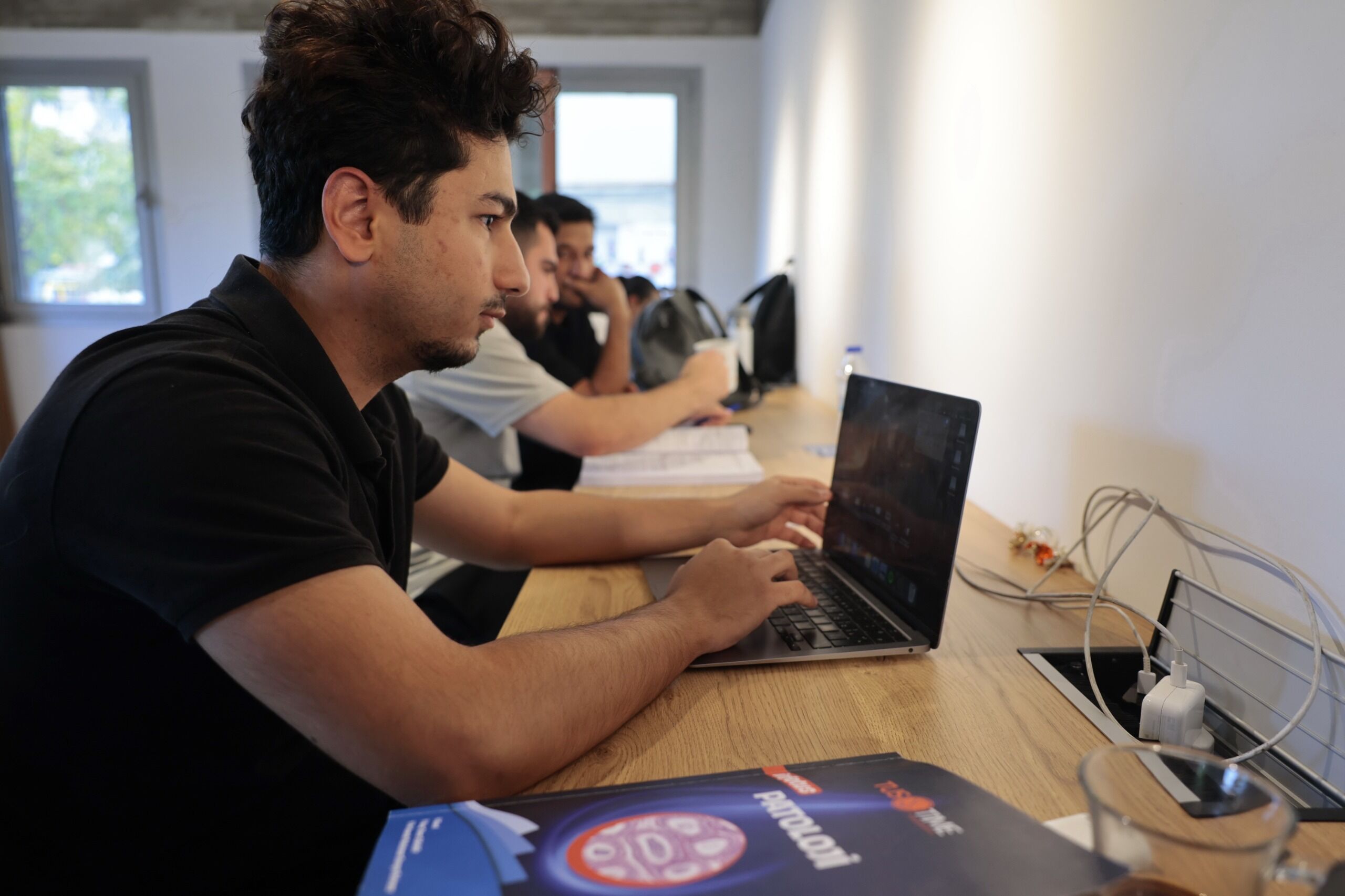 Konak Belediyesi Kütüphane (4)