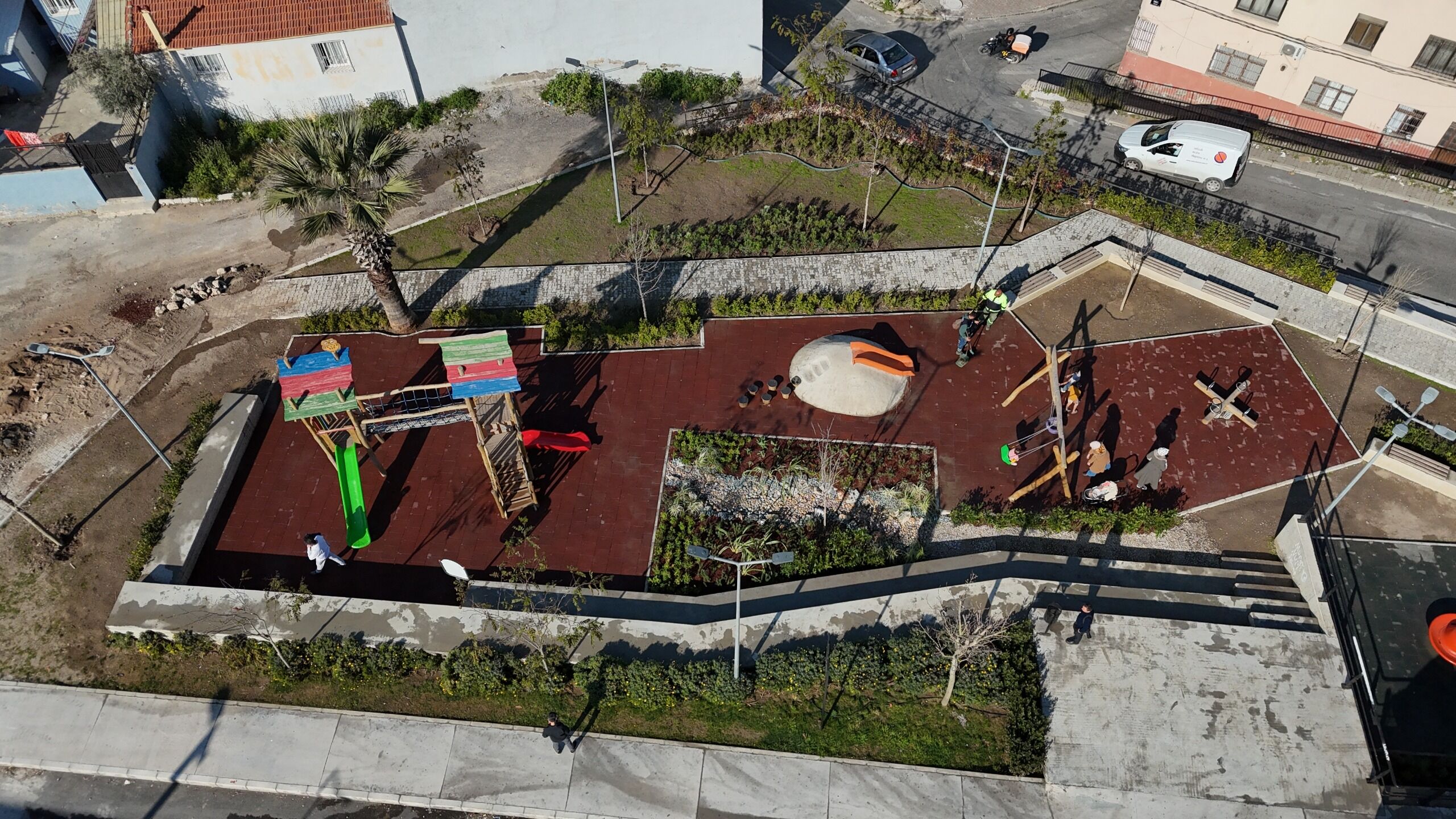 Konak’ın Narin Parkı’nda Yağmur Bahçesi Uygulaması Başladı (3)