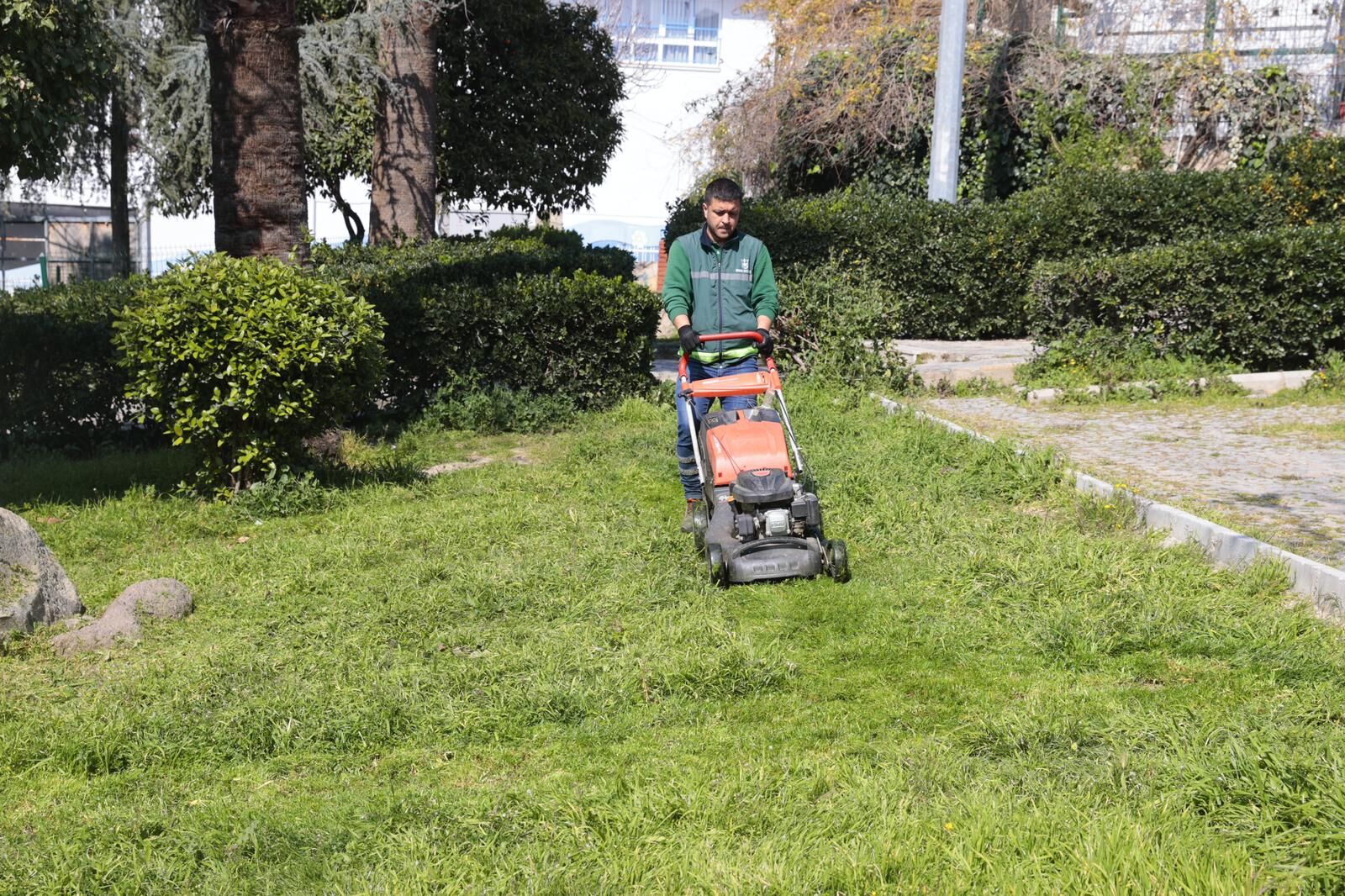 Konak’ın Parkları Bayrama Hazır (4)