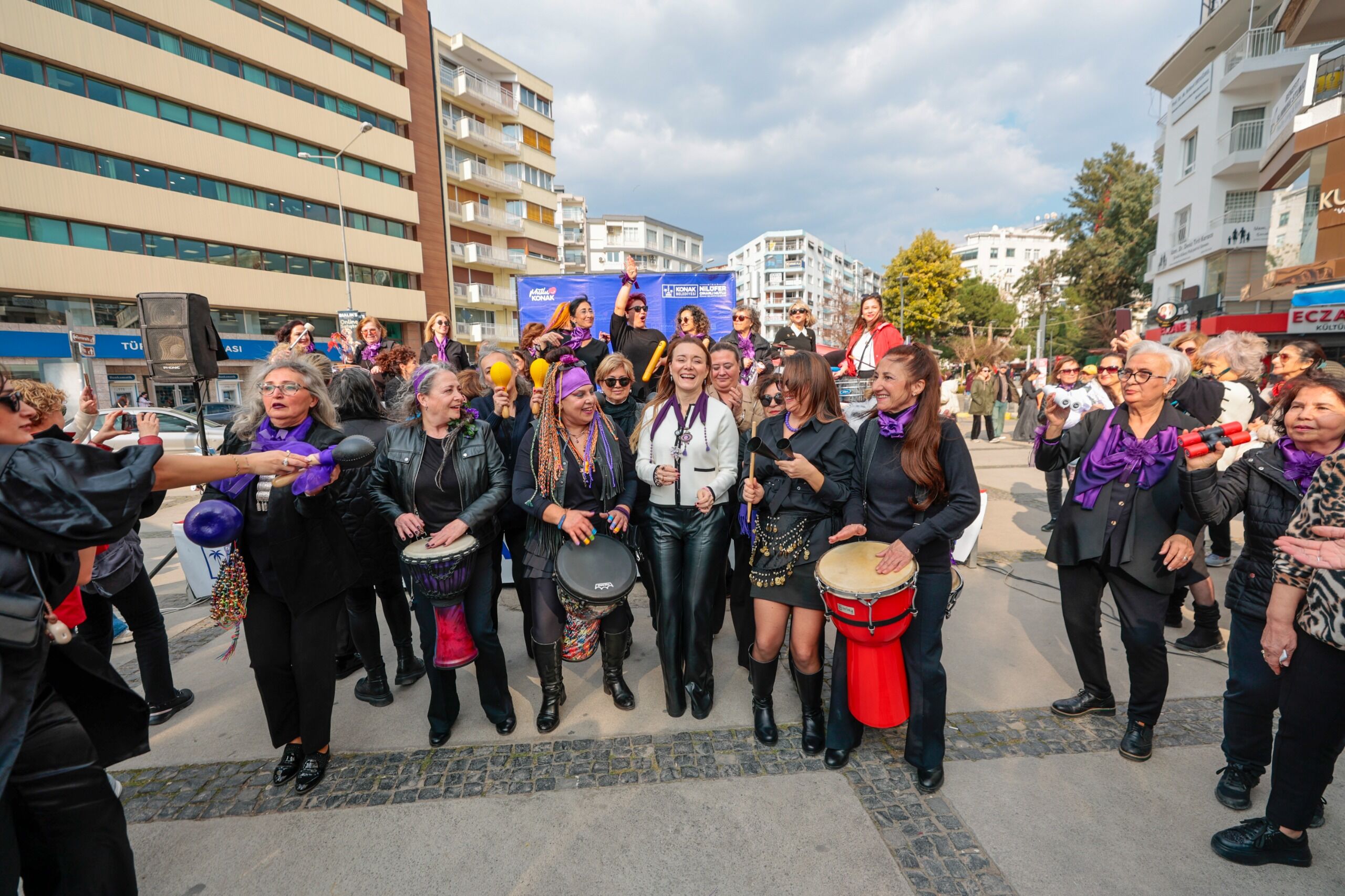 Konak’ta Kadın Emeği Ve Dayanışmasına Festival Gibi Kutlama (1)