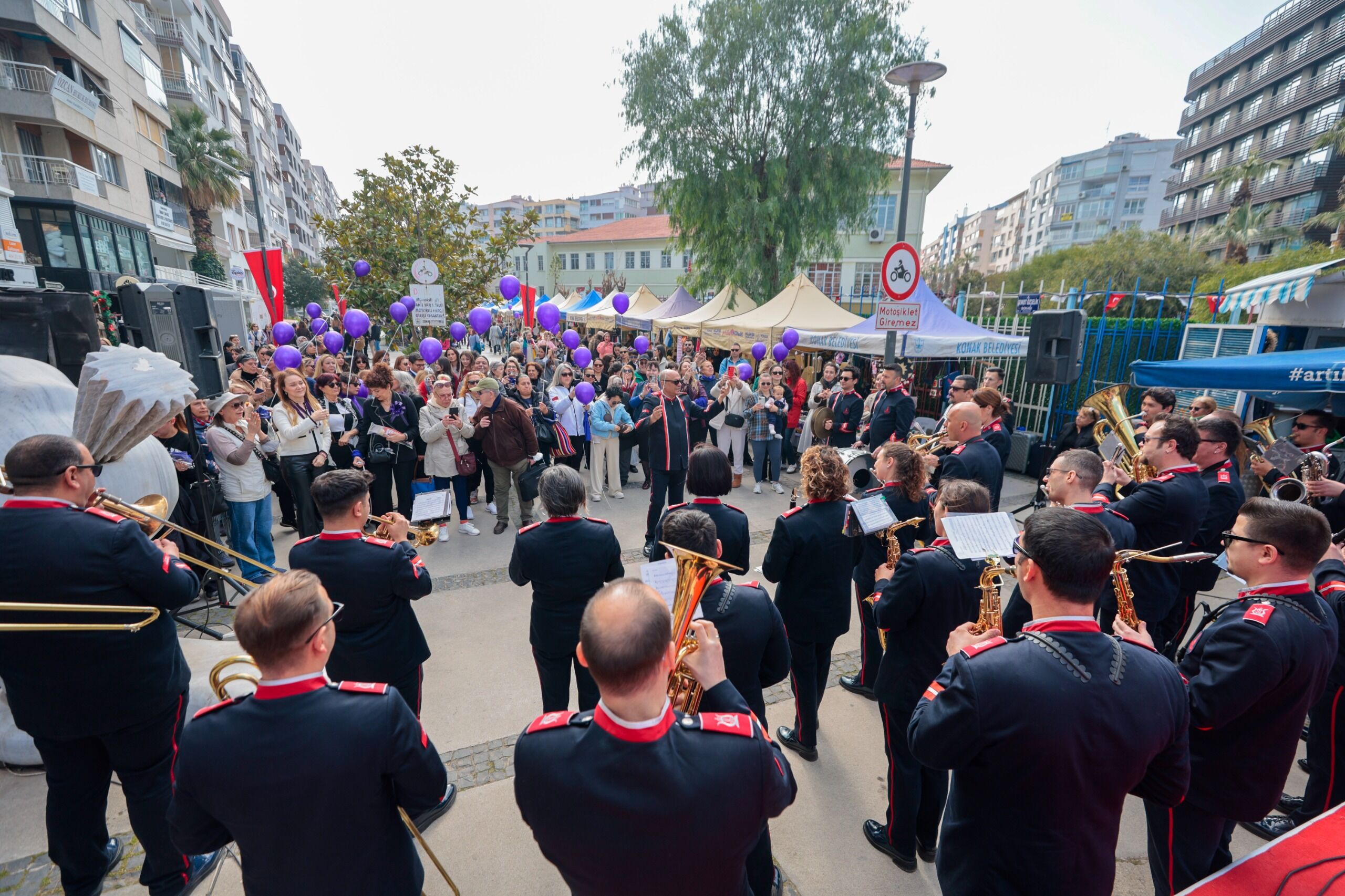 Konak’ta Kadın Emeği Ve Dayanışmasına Festival Gibi Kutlama (5)