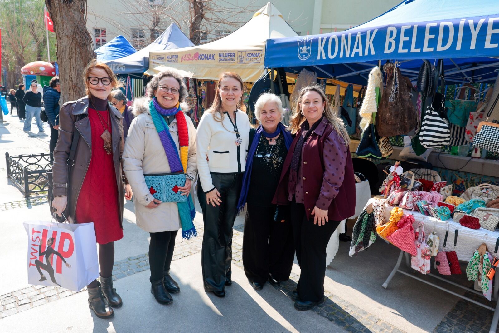 Konak’ta Kadın Emeği Ve Dayanışmasına Festival Gibi Kutlama (7)