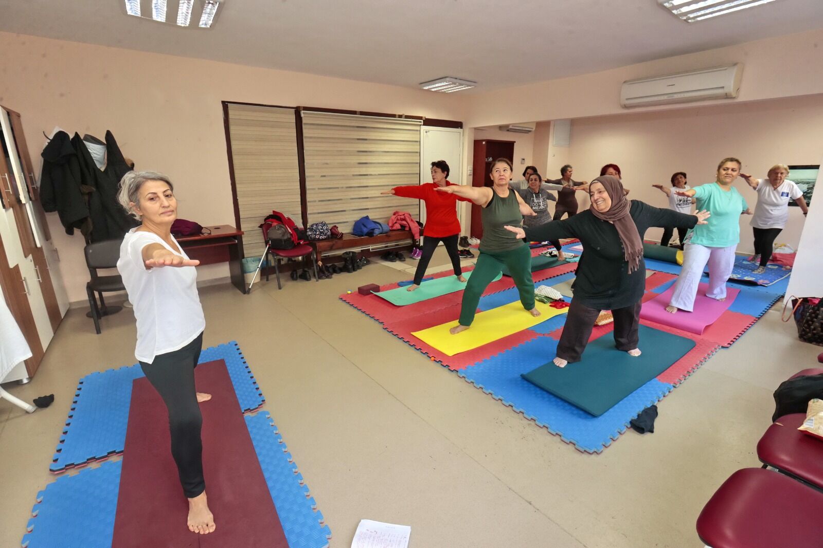 Konak’tan İleri Yaş’a Sağlıklı Mola Yoga Kursuyla Zinde Kalıyorlar (3)