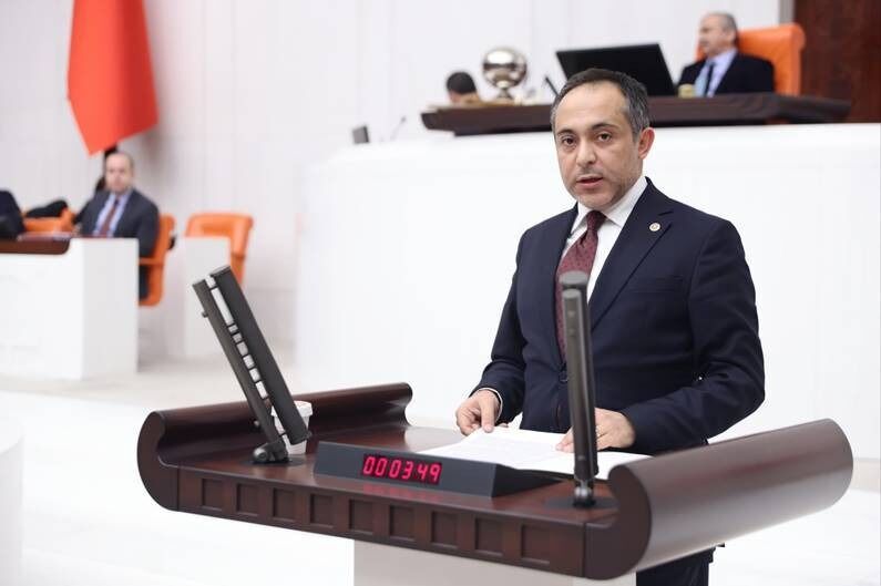 Mhp'den Yeni Kanun Teklifi Onlar Da Yeşil Pasaport Alabilsin