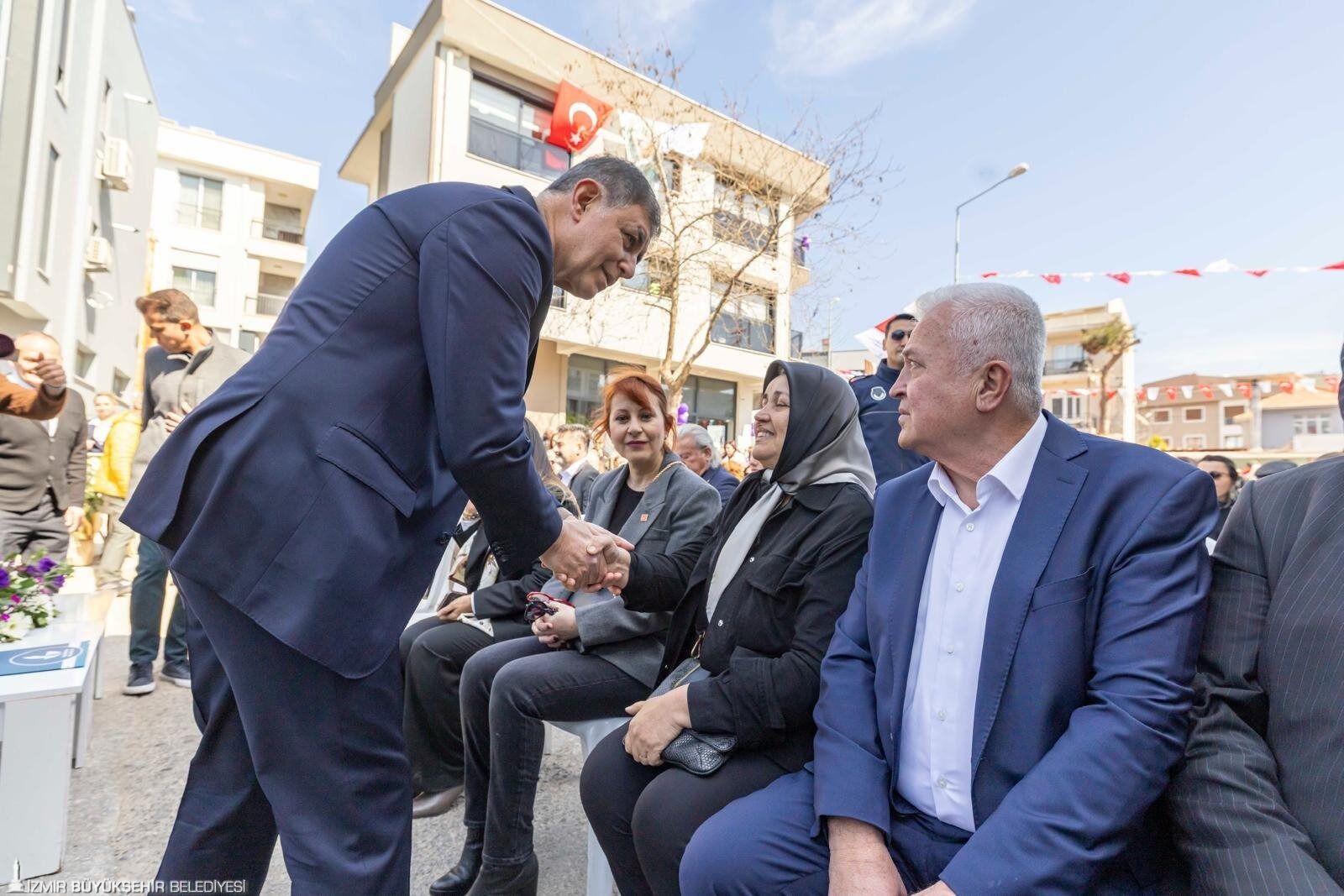 Mücadeleyi Lafta Değil, Gerçekte Yapmak Gerekir 33