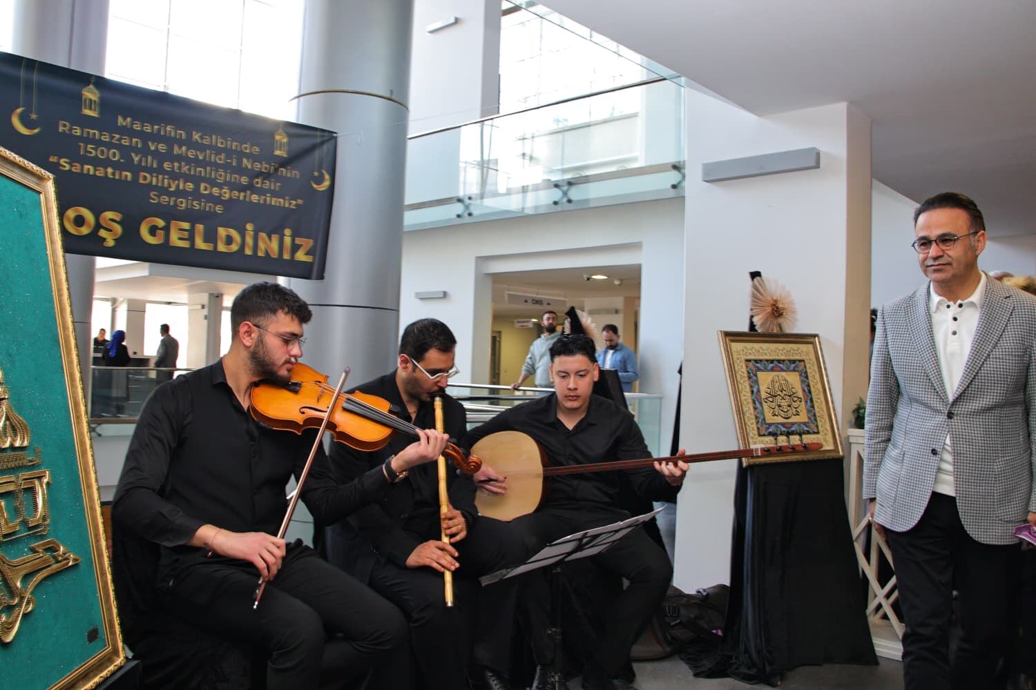 'Sanatın Diliyle Değerlerimiz' Sergisi İzmir’de (4)