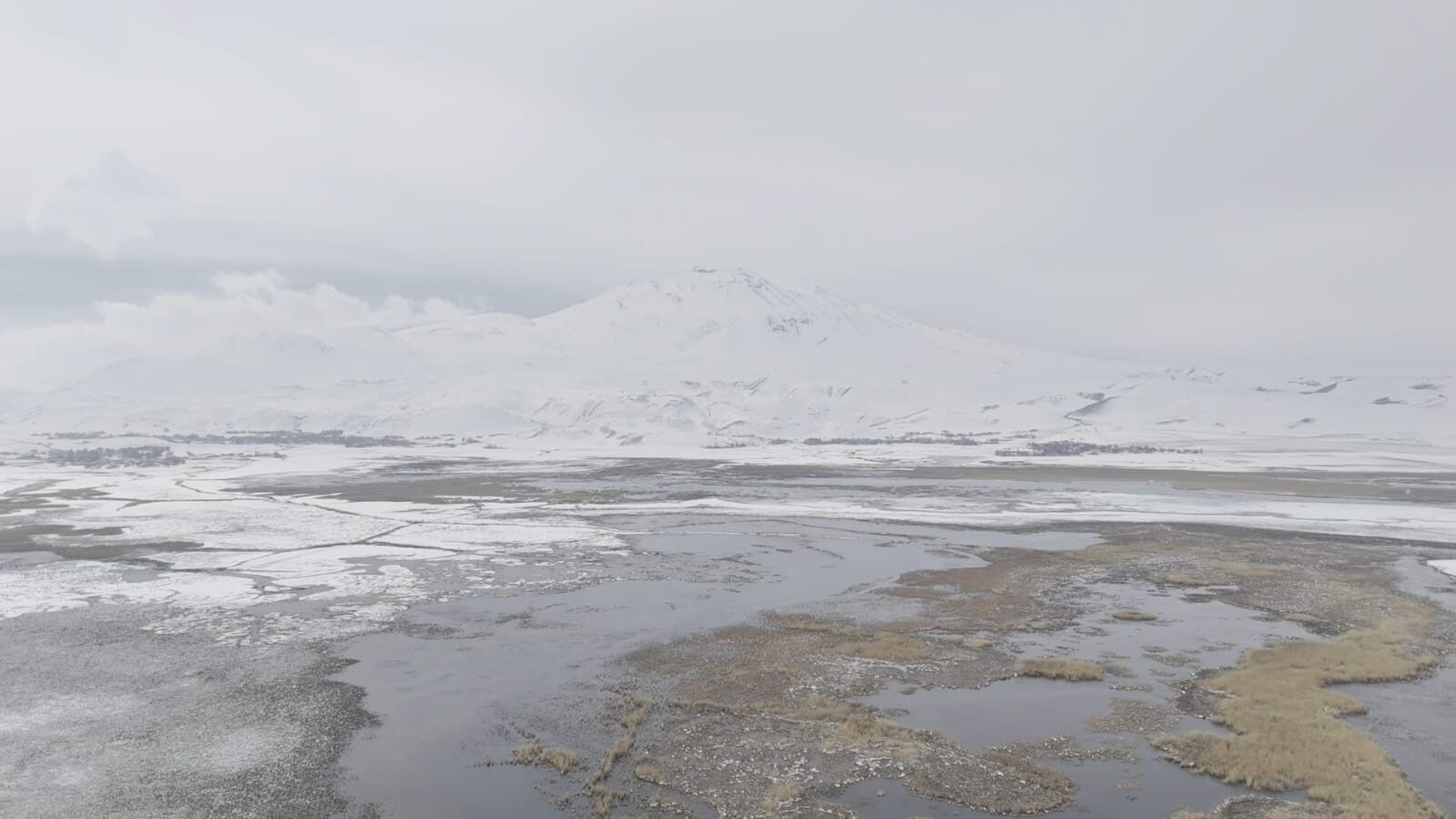 Sarısu Sazlıklarında Kış Manzarası Büyülüyor (1)-1