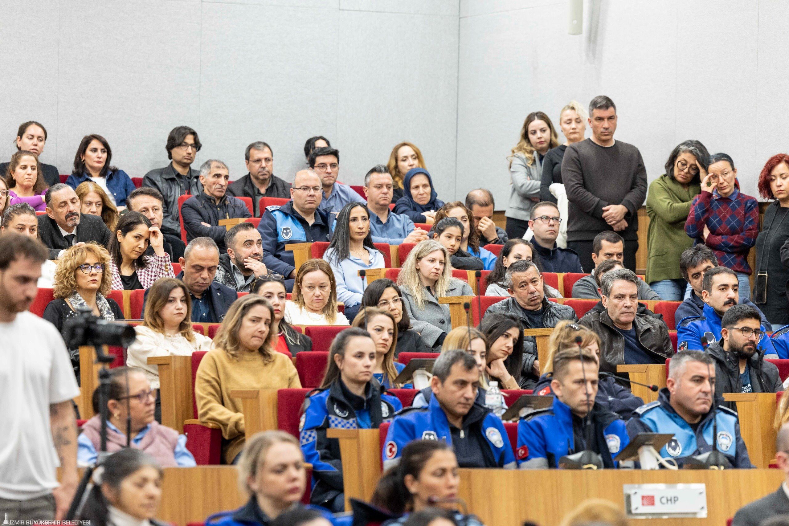 Siz İzmir’in Vicdanısınız 44