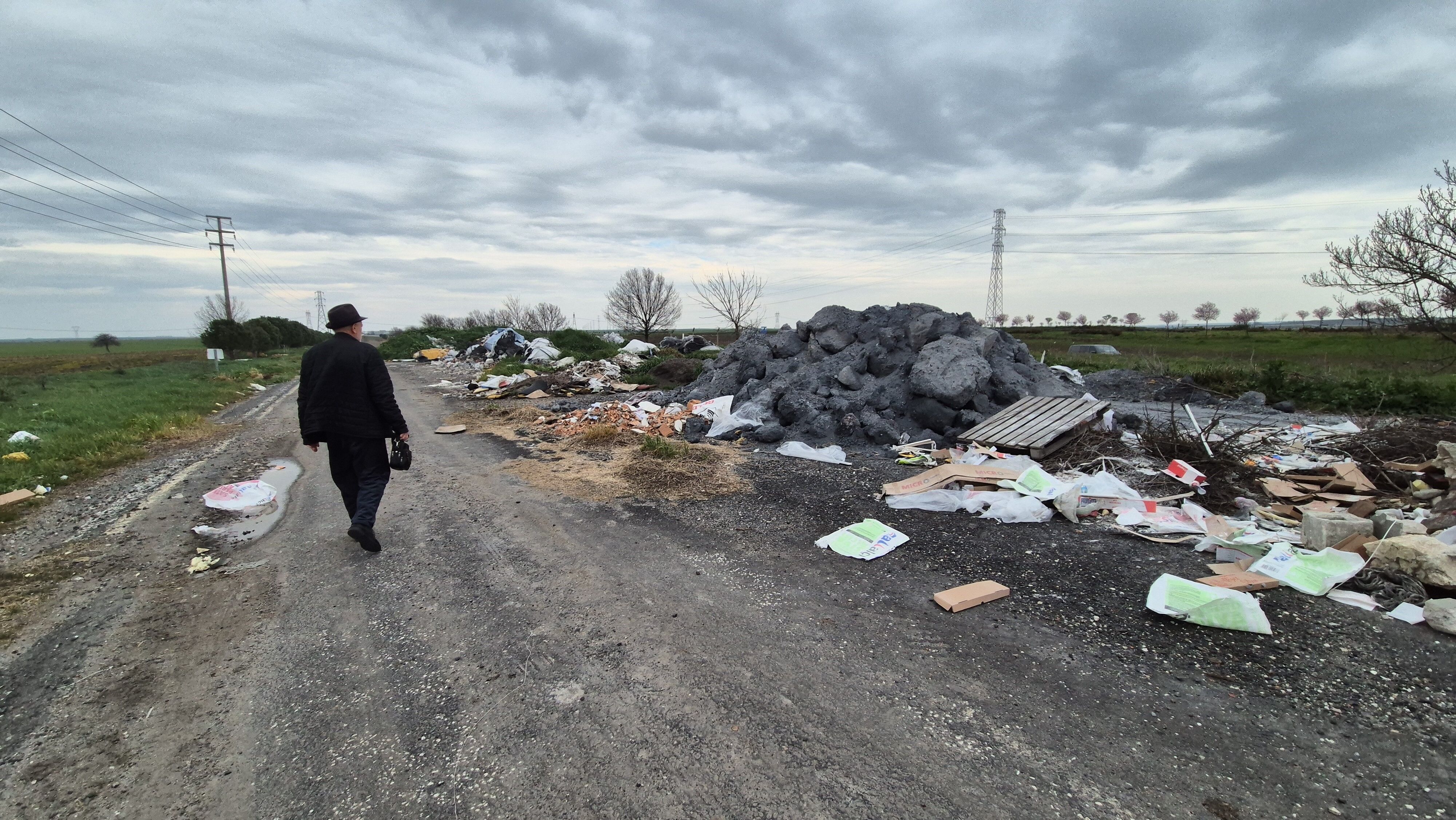 Tekirdağ’da Ballıhoca Merasına Tonlarca Atık Döküldü (2)