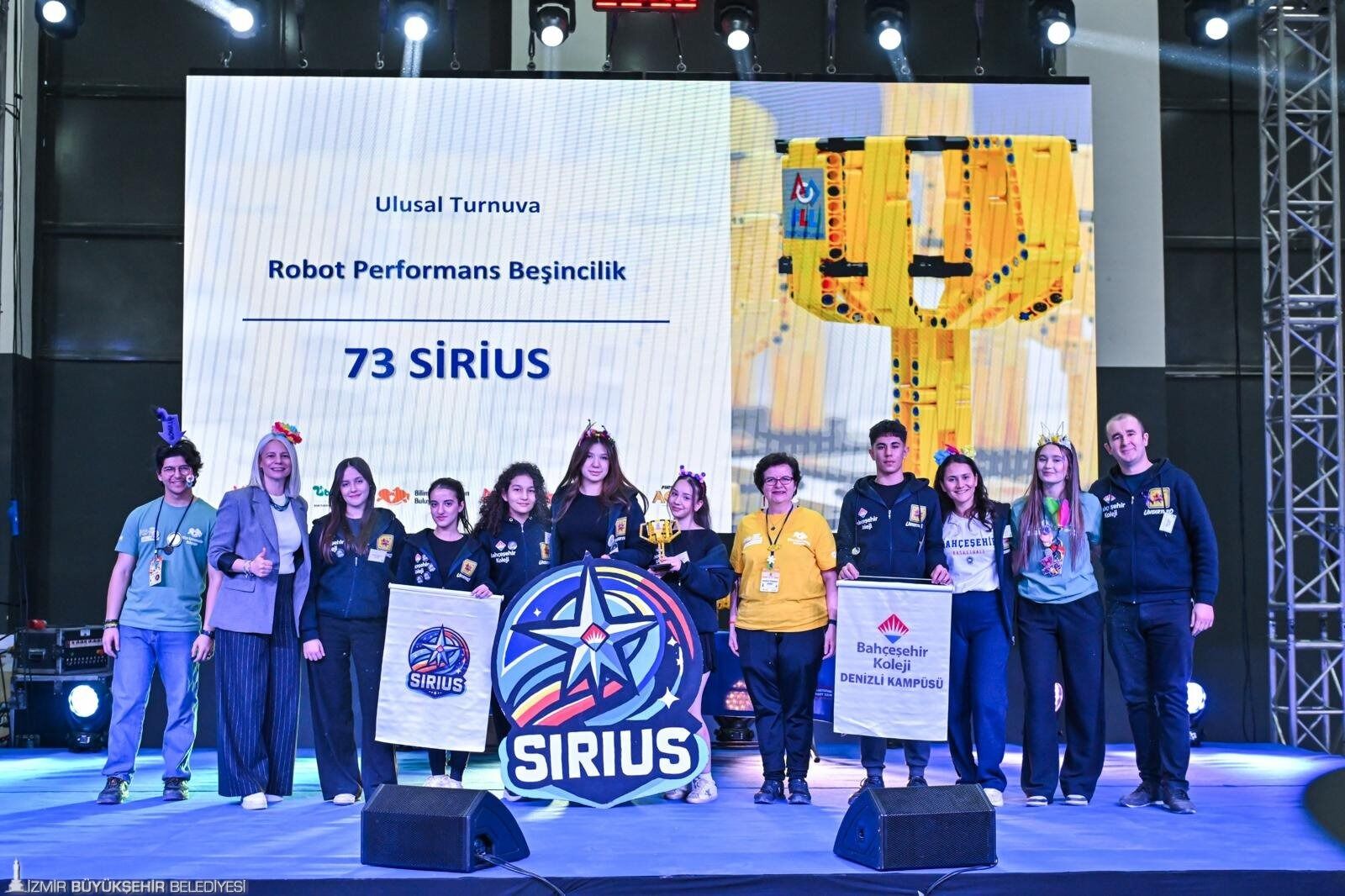 Türkiye'nin Bilim Kahramanları Fuar İzmir'de Yarıştı11