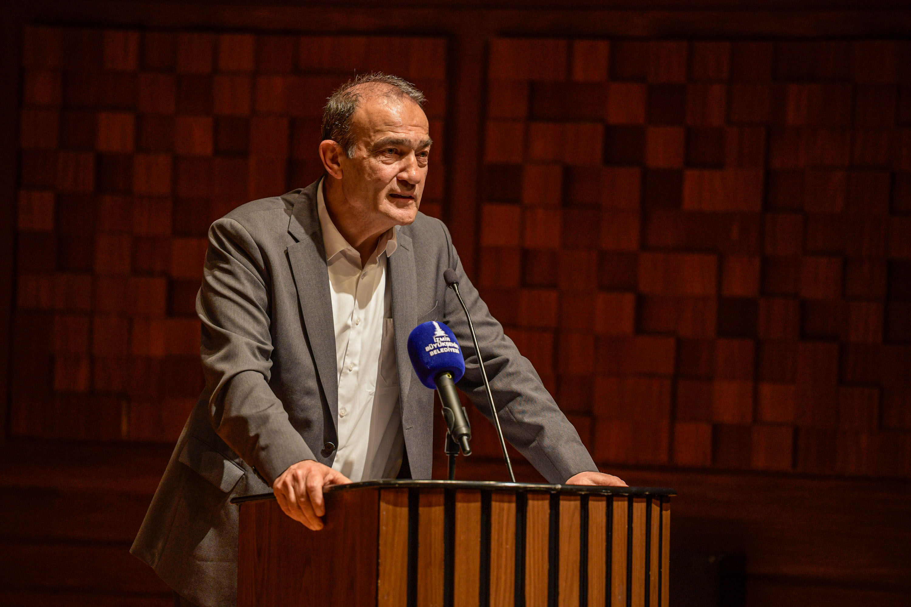 Uzmanlar İzmir’de Buluştu Engelli Bireylerin Sorunları Masada (4)