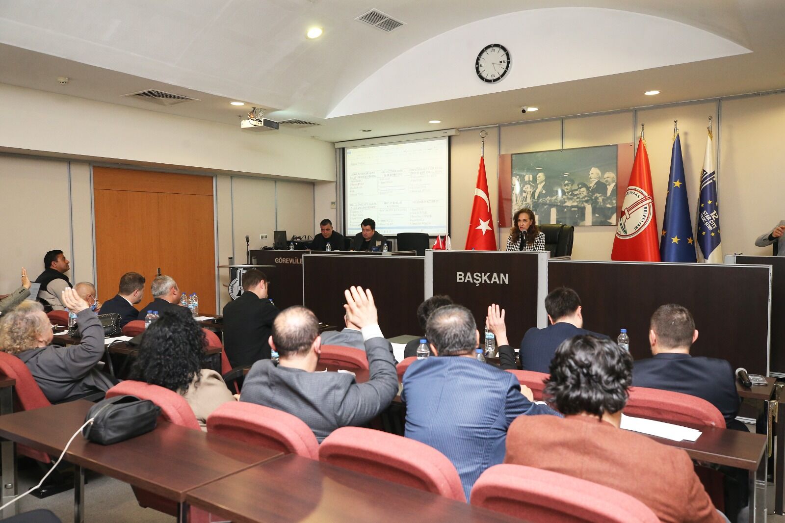 Karşıyaka’da 2025’in karnesi onaylandı