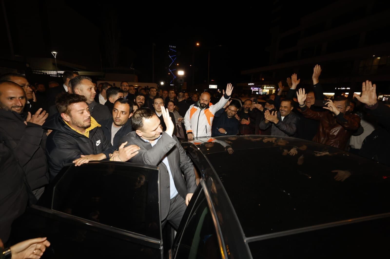 İzmir Büyükşehir Belediye Başkanı Cemil Tugay