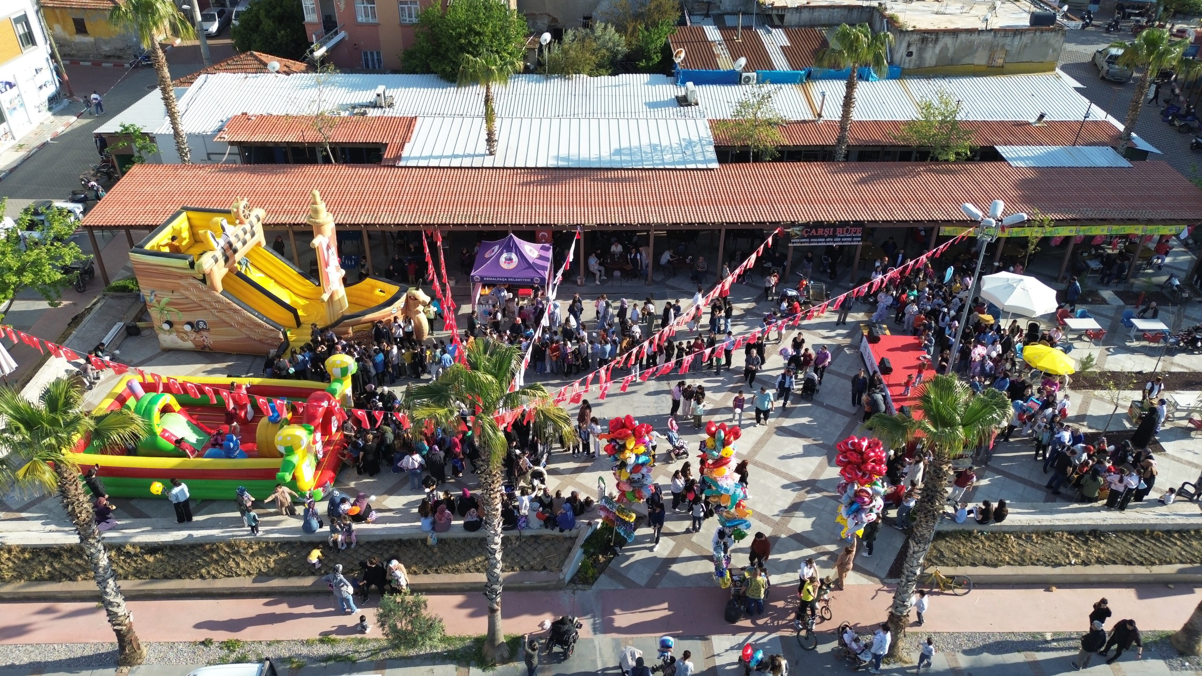 23 Nisan Coşkusu Tüm Kemalpaşa'yı Sardı (2)