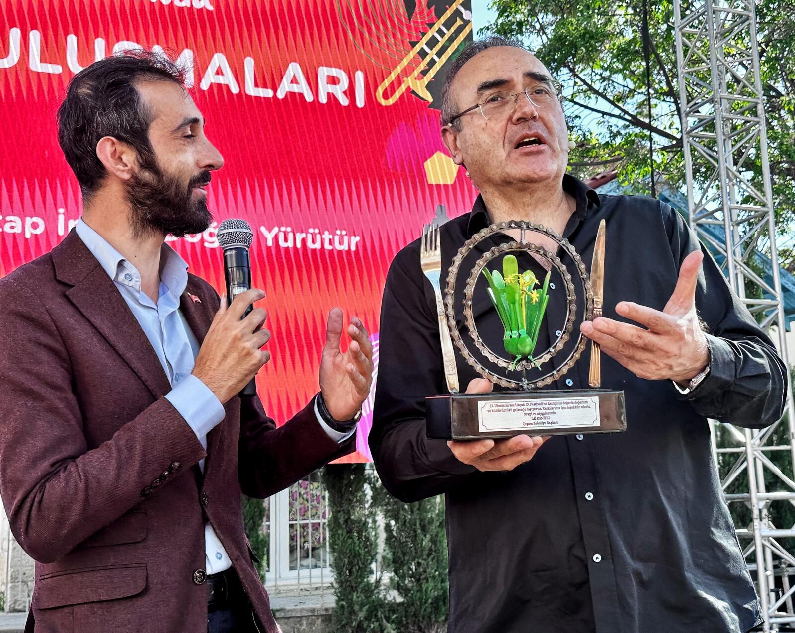 Alaçatı Ot Festivali’nde Sunay Akın’dan Unutulmaz Söyleşi (2)