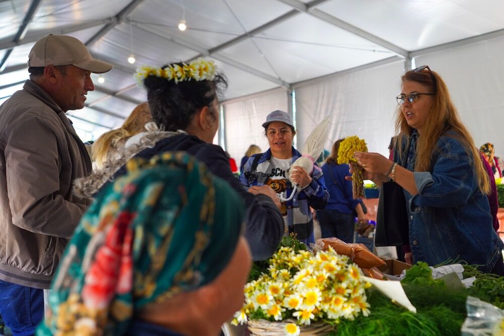 Alaçatı Sokaklarında Festival Coşkusu Devam Ediyor (1)