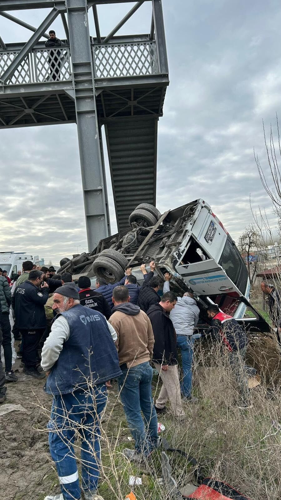 Ankara Halk Otobüsü Kaza