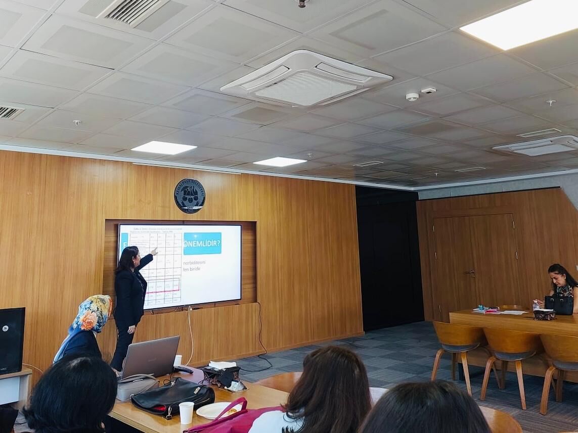 ++Aysun Başgün Ekşioğlu 1