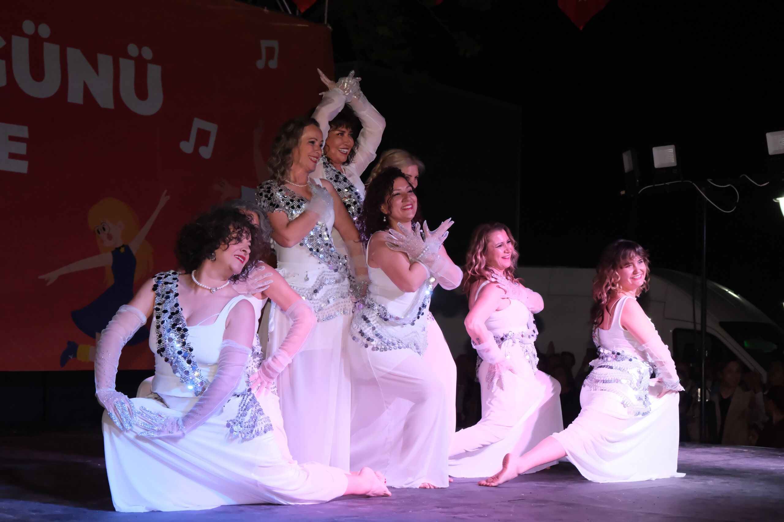 Başkan Kırgöz’ Den Dikili’ye Müjde (2)