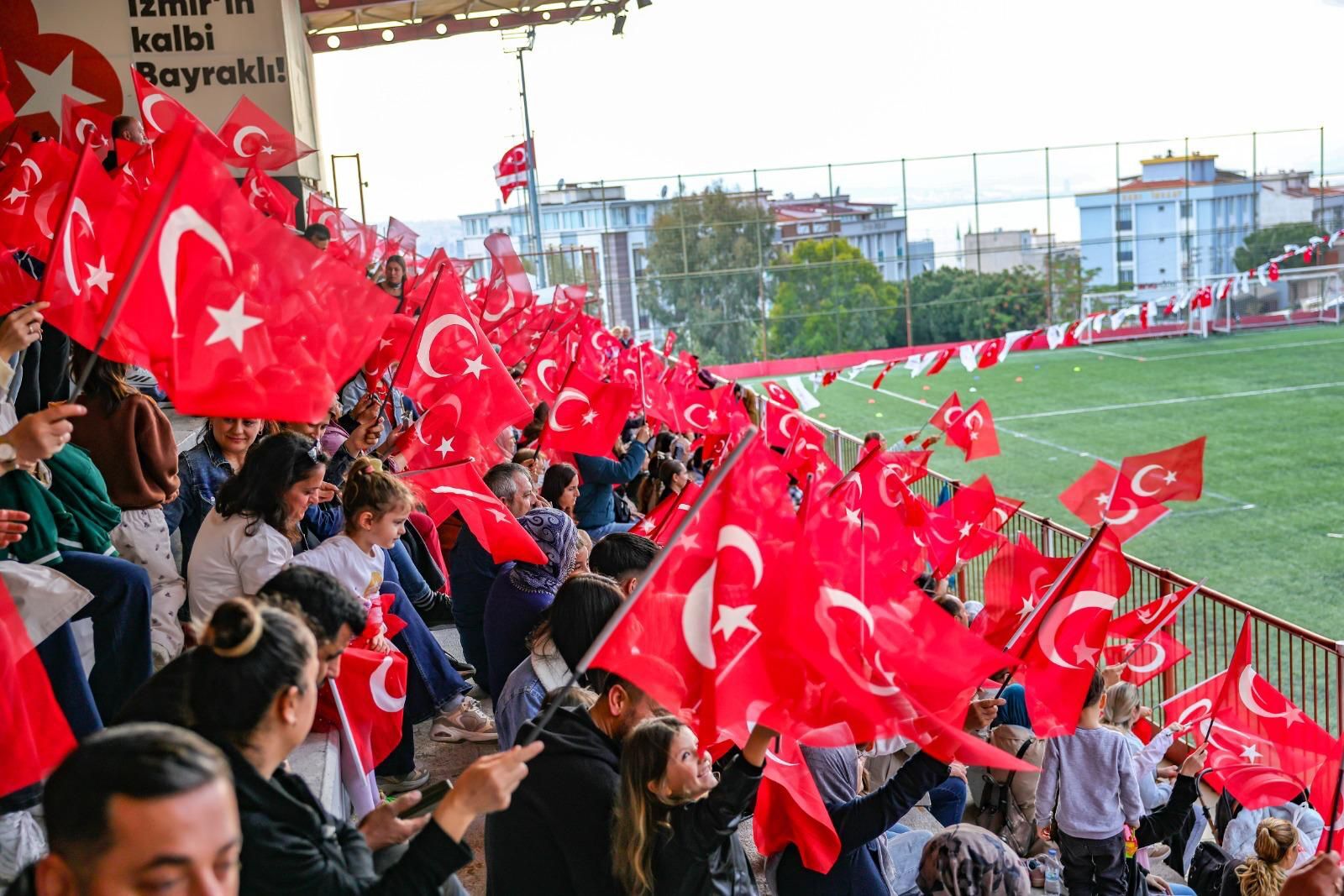 Bayraklı Belediyesi 23 Nisan’ı Dolu Dolu Kutladı (4)