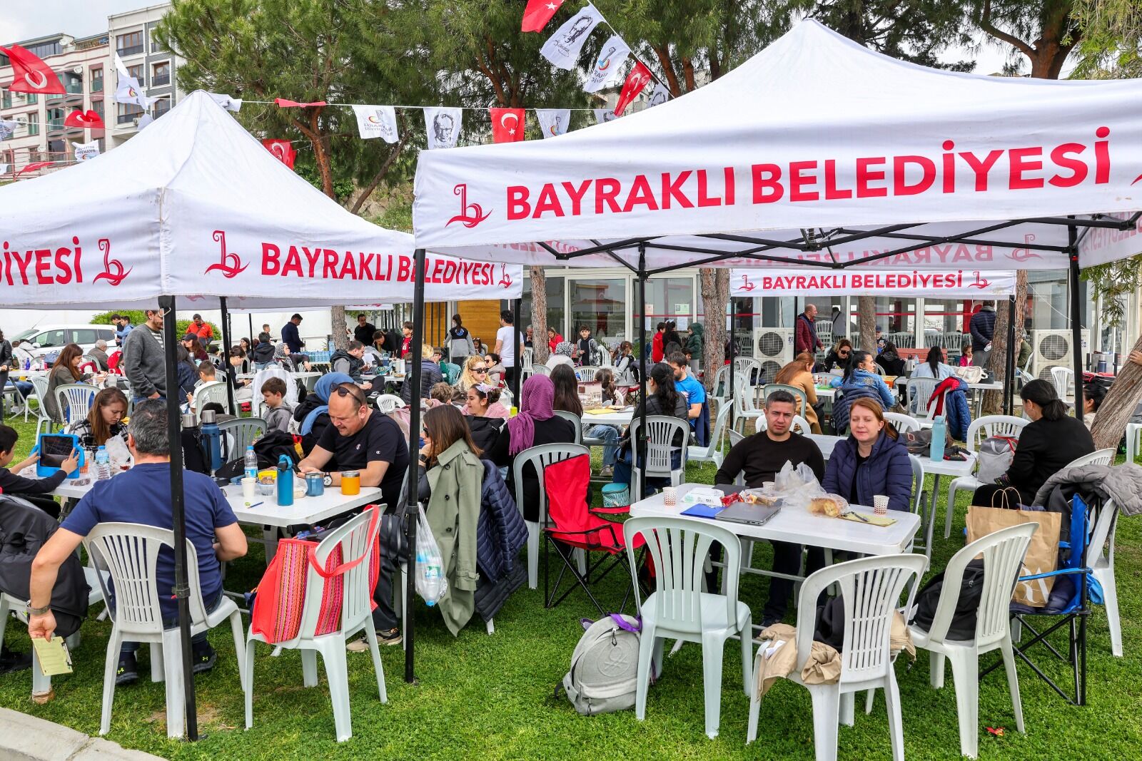 Bayraklı’da 23 Nisan Coşkusu Erken Başladı (1)-1