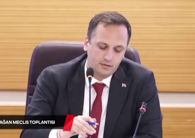 Bornova Meclisi’nde Iddialar Sonrası Tansiyon Yükseldi (2)