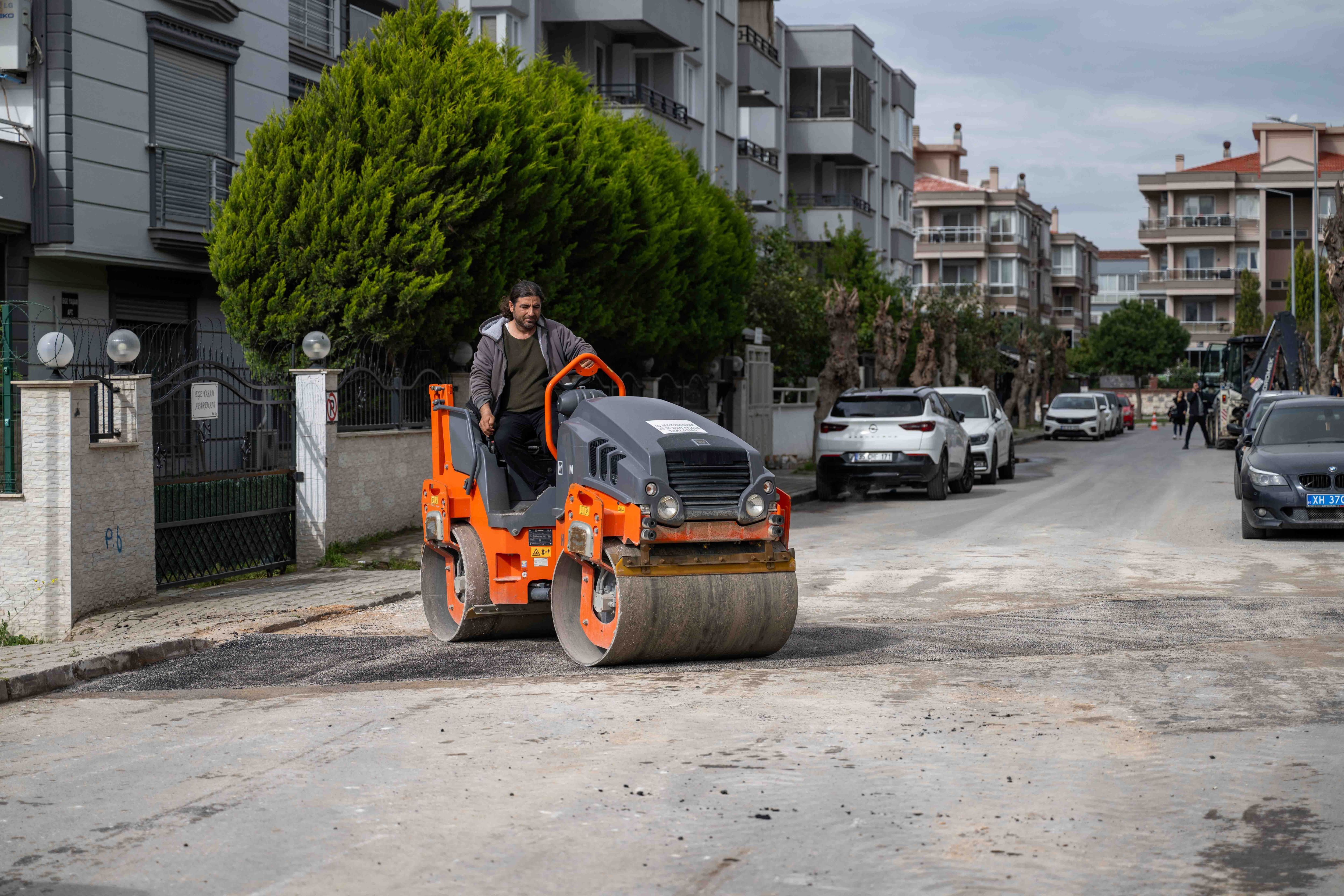 Bornova’da Yol Seferberliği 90 Günde 722 Çukur Kapatıldı (4)