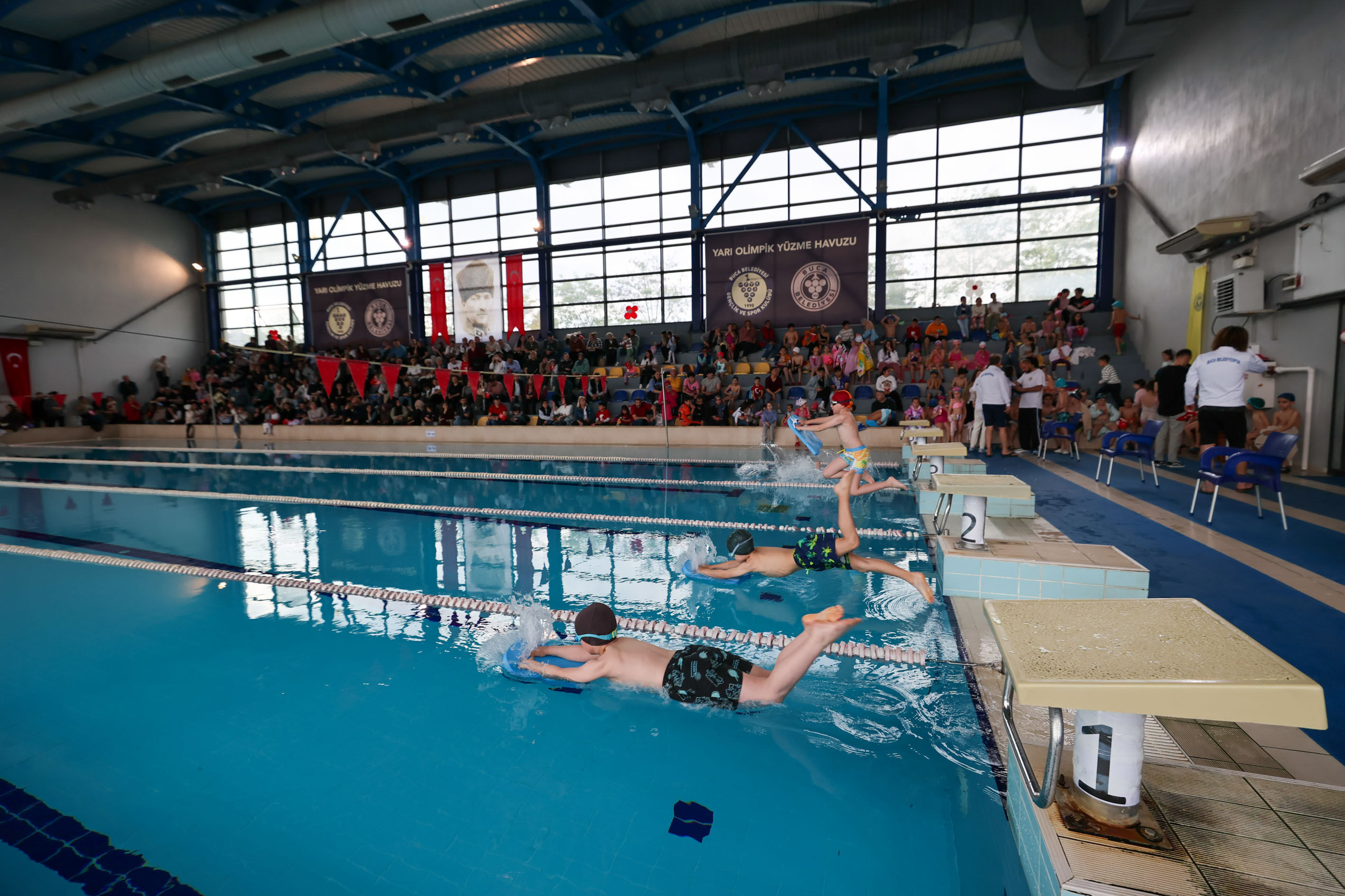Buca 23Nisan Yüzme5 (1)