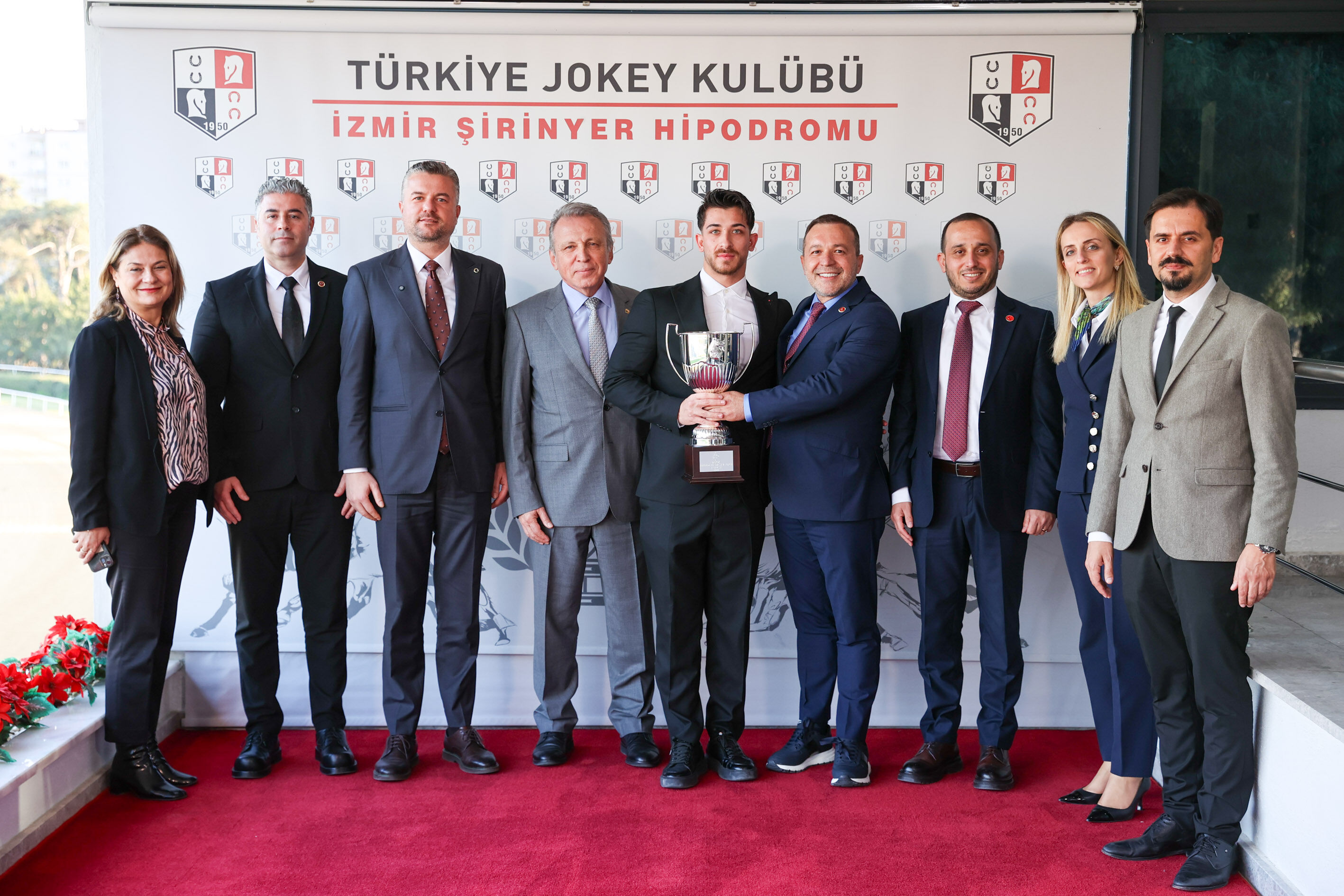 Buca Belediye Başkanlığı Koşusu’nu Önderbeyim Kazandı (1)-1